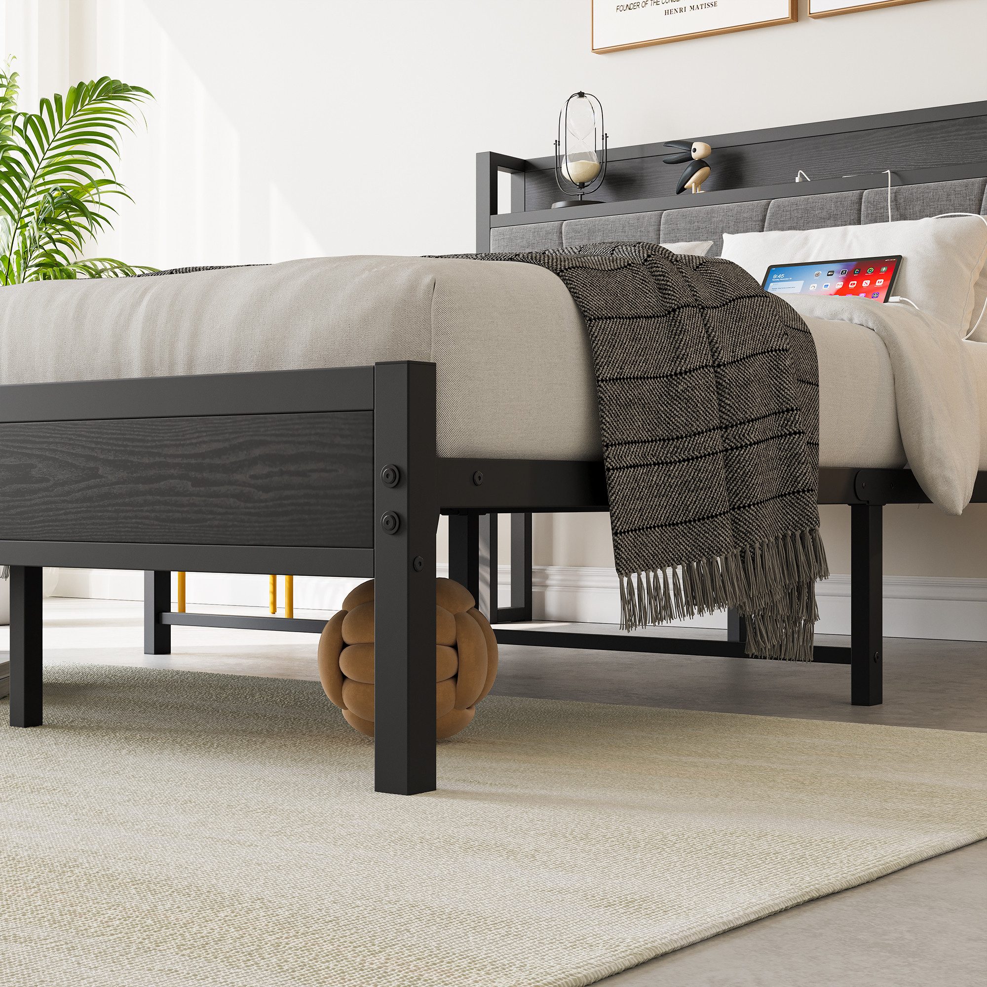 OKWISH Metallbett Stauraum-Kopfteil mit 1 Steckdosen, 2 USB-Ladeanschlüssen (Einfach zu montieren, kostengünstige Wahl), Bis zu 200kg Tragkraft,140x200cm Inklusive Matratze