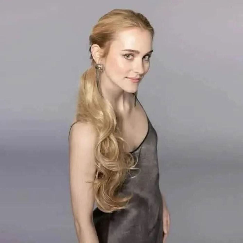 Ellen Wille Kunsthaar-Extension Ellen Wille Champagne, Extra-langer, welliger Wrap-Around-Pferdeschwanz mit 50 cm Länge.