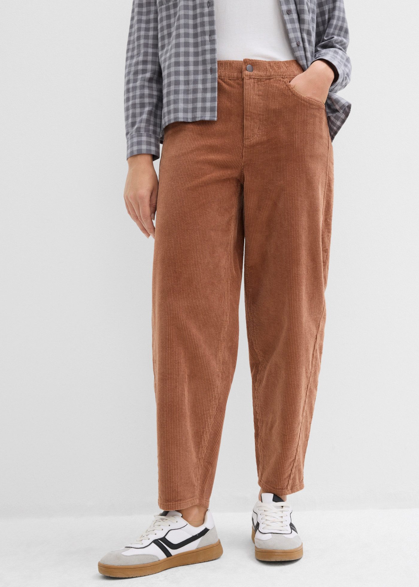 bonprix Cordhose in 7/8-Länge, mit elastischem Bund, Loose Fit