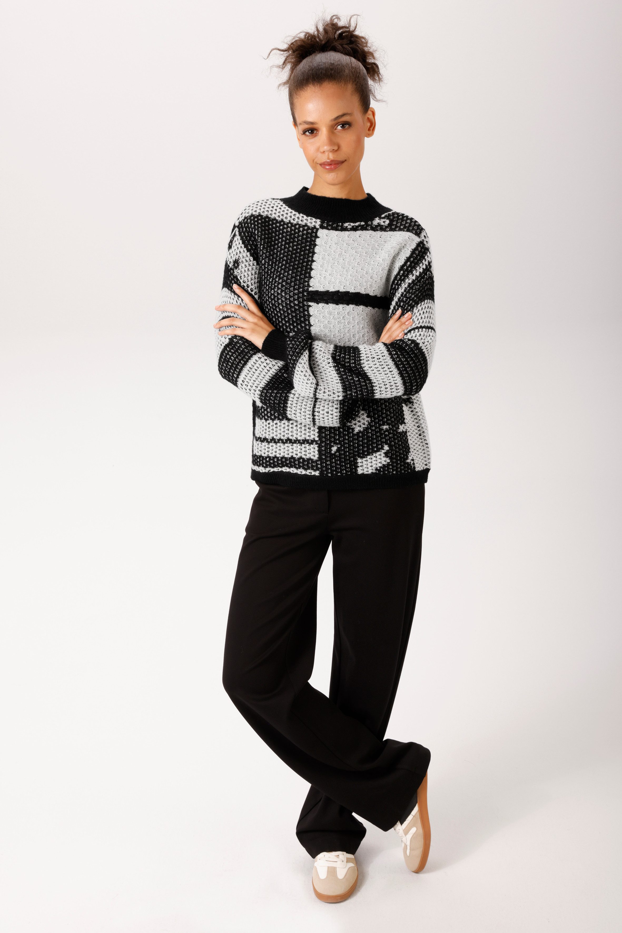 Zum Outfit 7