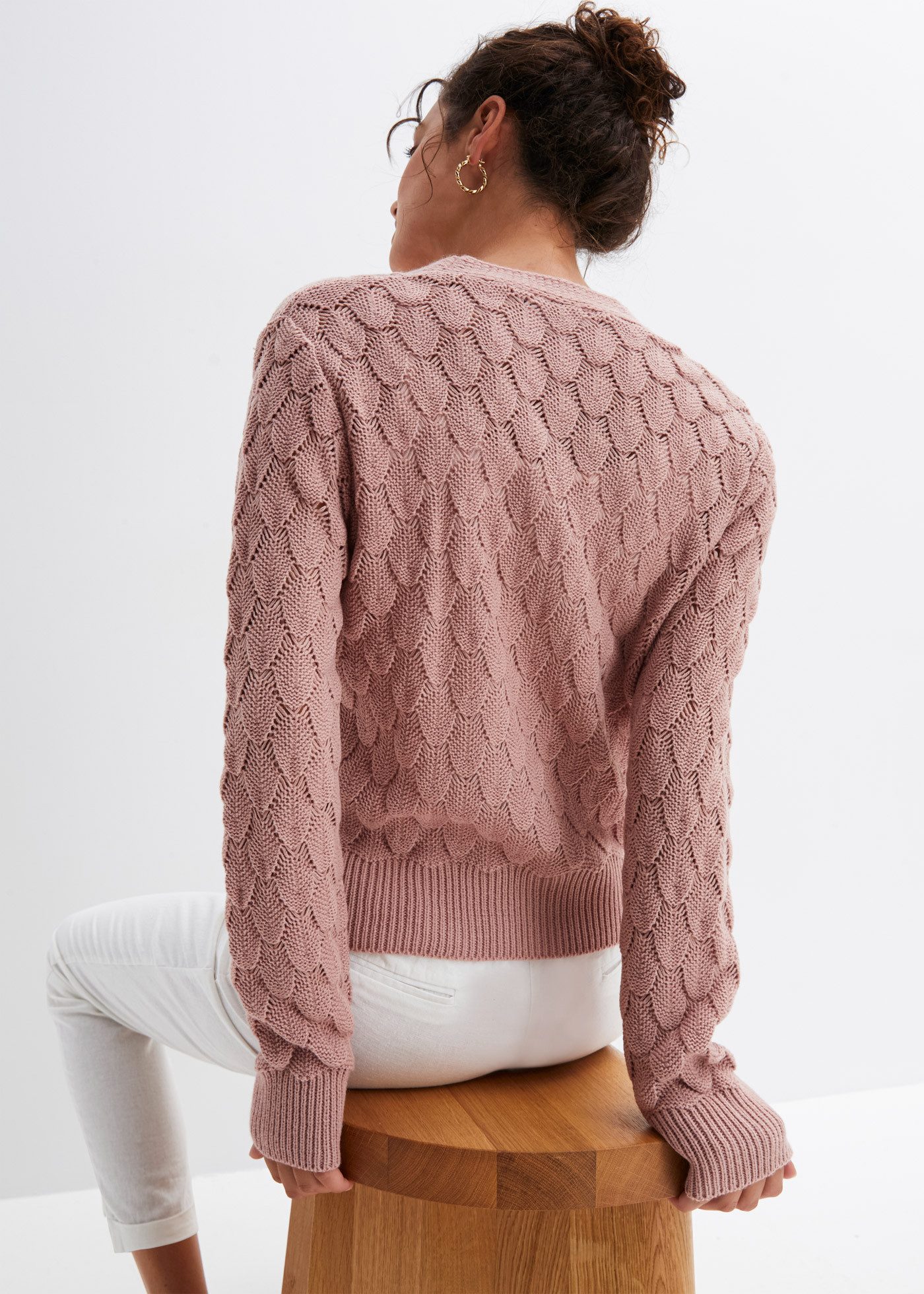 bonprix Ajourstrickjacke lockere Passform, luftiges Strickmuster, unifarben, mit Knopfleiste