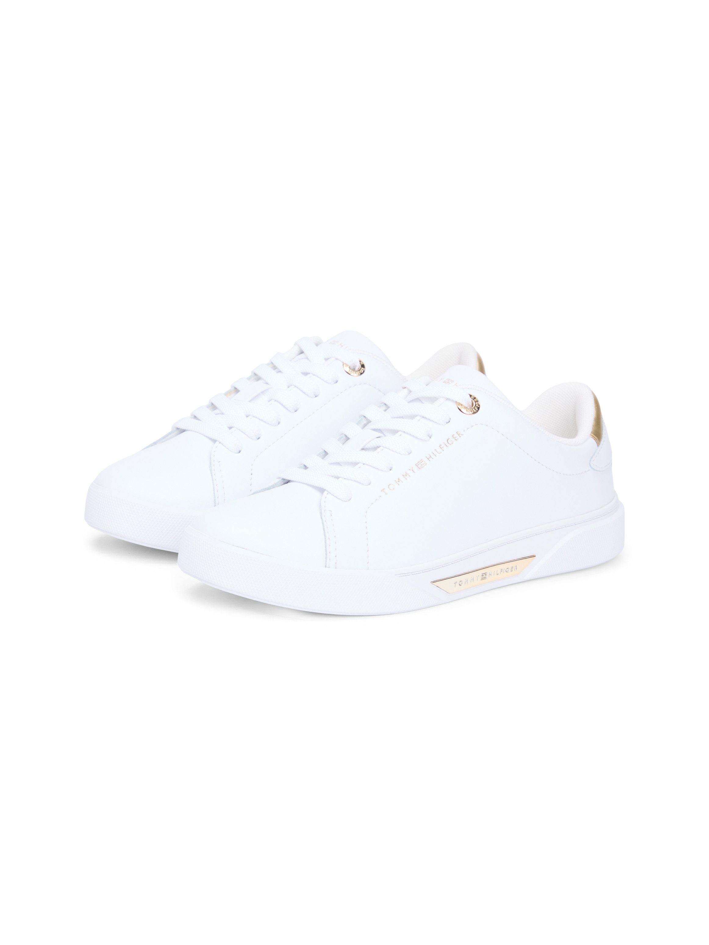 Tommy Hilfiger ESSENTIAL CHIC COURT SNEAKER Plateausneaker, Freizeitschuh, Halbschuh, Schnürschuh, Logo-Applikation im Plateau