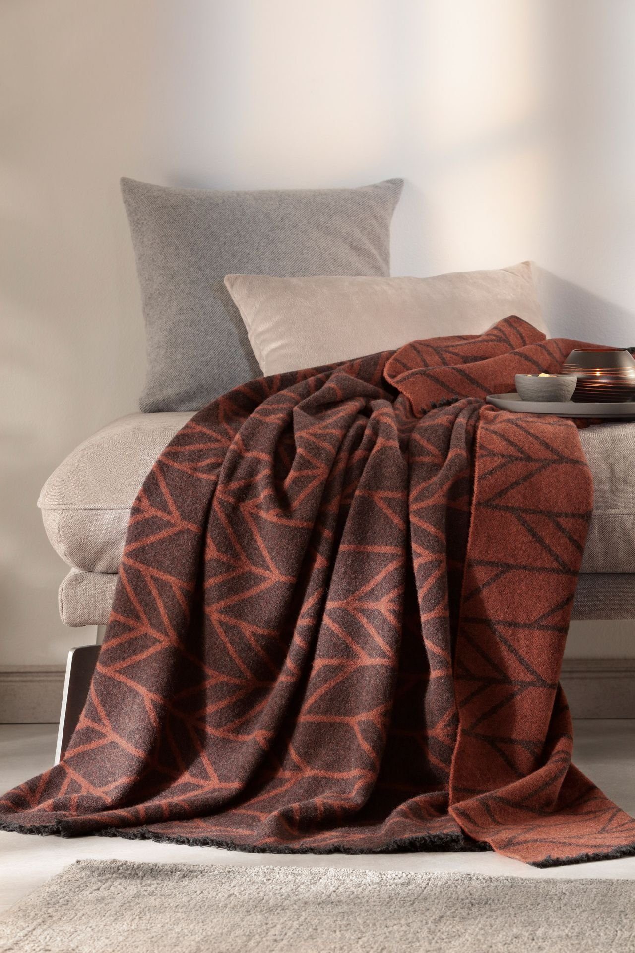 Plaid Villeroy & Boch Fransenplaid aus 100 % Wolle (50 % recycelt), Villeroy & Boch