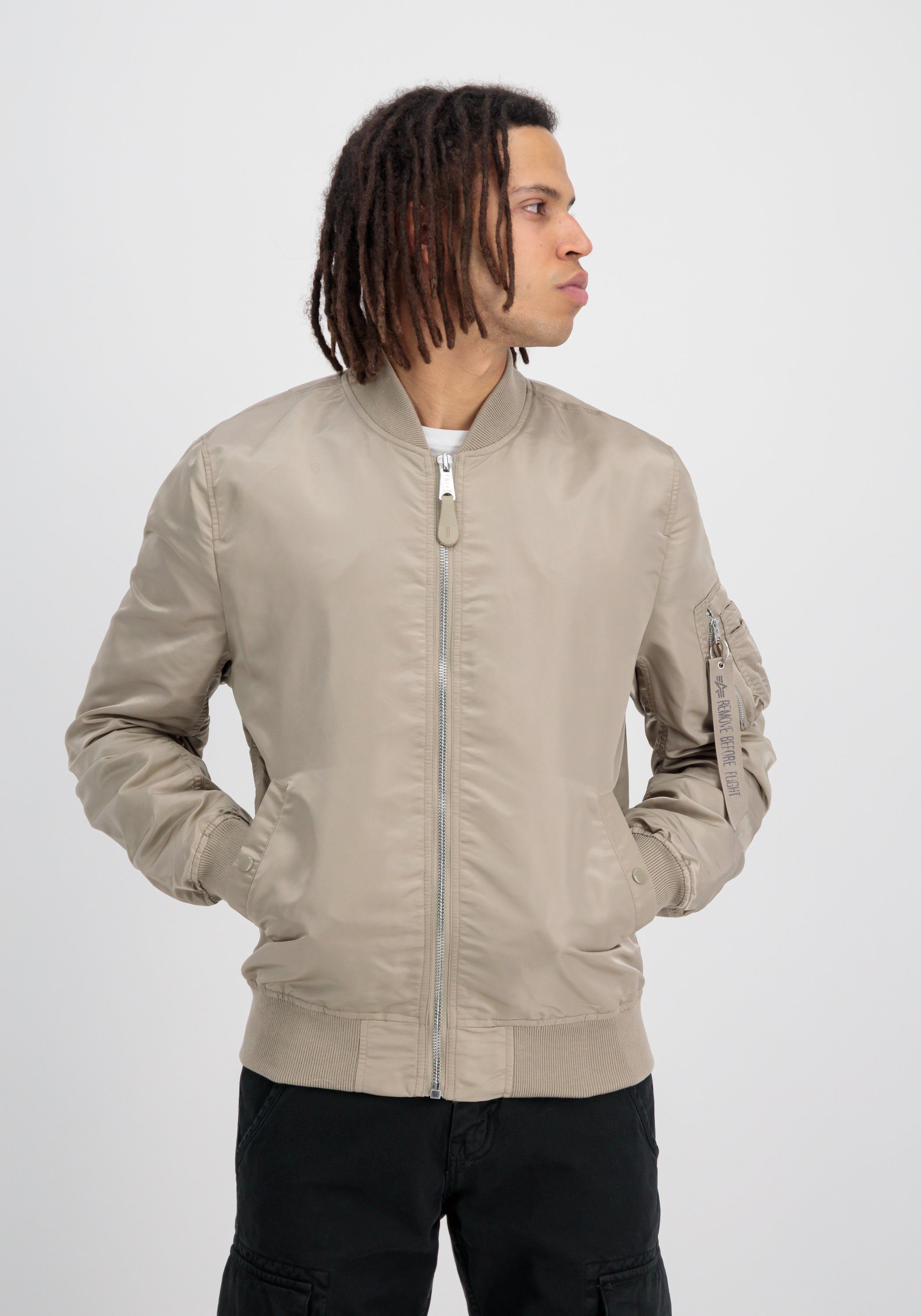 Alpha Industries Bomberjacke Alpha Industries Men - Bomber & Flight Jackets MA-1 VF LW vintage sand | Übergangsjacken