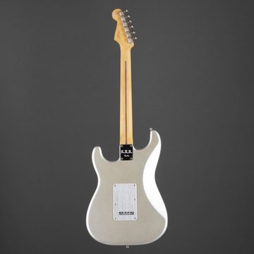 Fender E-Gitarre, E-Gitarren, Signature-Modelle, H.E.R. Stratocaster MN Chrome Glow - Signature E-Gitarre