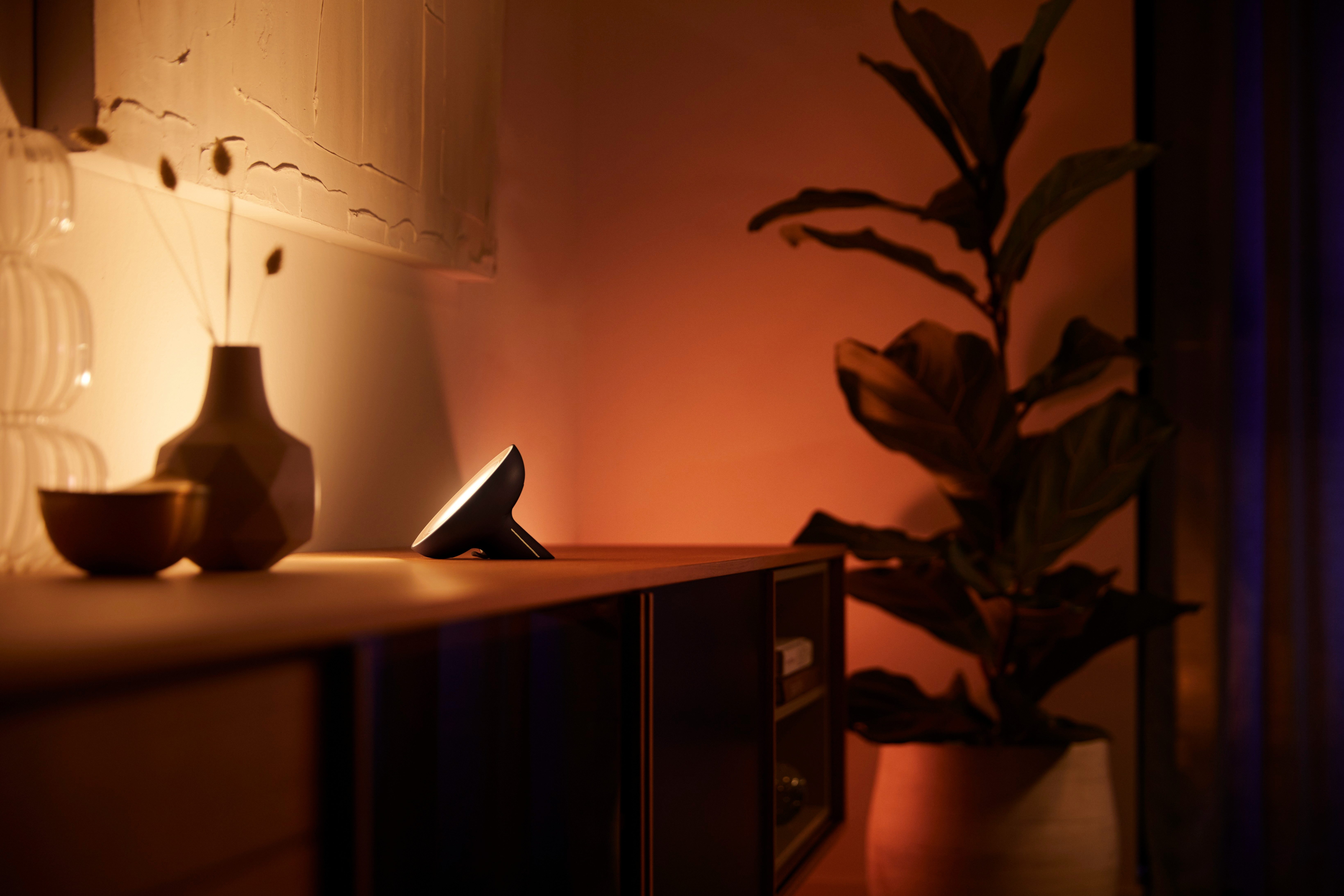Philips Hue LED Tischleuchte White & Color Ambiance Bloom schwarz, Abschaltautomatik, Bluetooth, CCT - über Fernbedienung, Dimmfunktion, Einschlafhilfe, Farbsteuerung, Farbwechsel, Memory, nach Trennung vom Netz, Nachtlichtfunktion, RGB, Smart Home, Timerfunktion, Weckerfunktion, dimmbar über Fernbedienung, mehrere Helligkeitsstufen, LED fest integriert, Farbwechsler, RGB, warmweiß - kaltweiß, Steuerbar per App und Stimme, Smart Home fähig, Farbfähig und Weißtöne