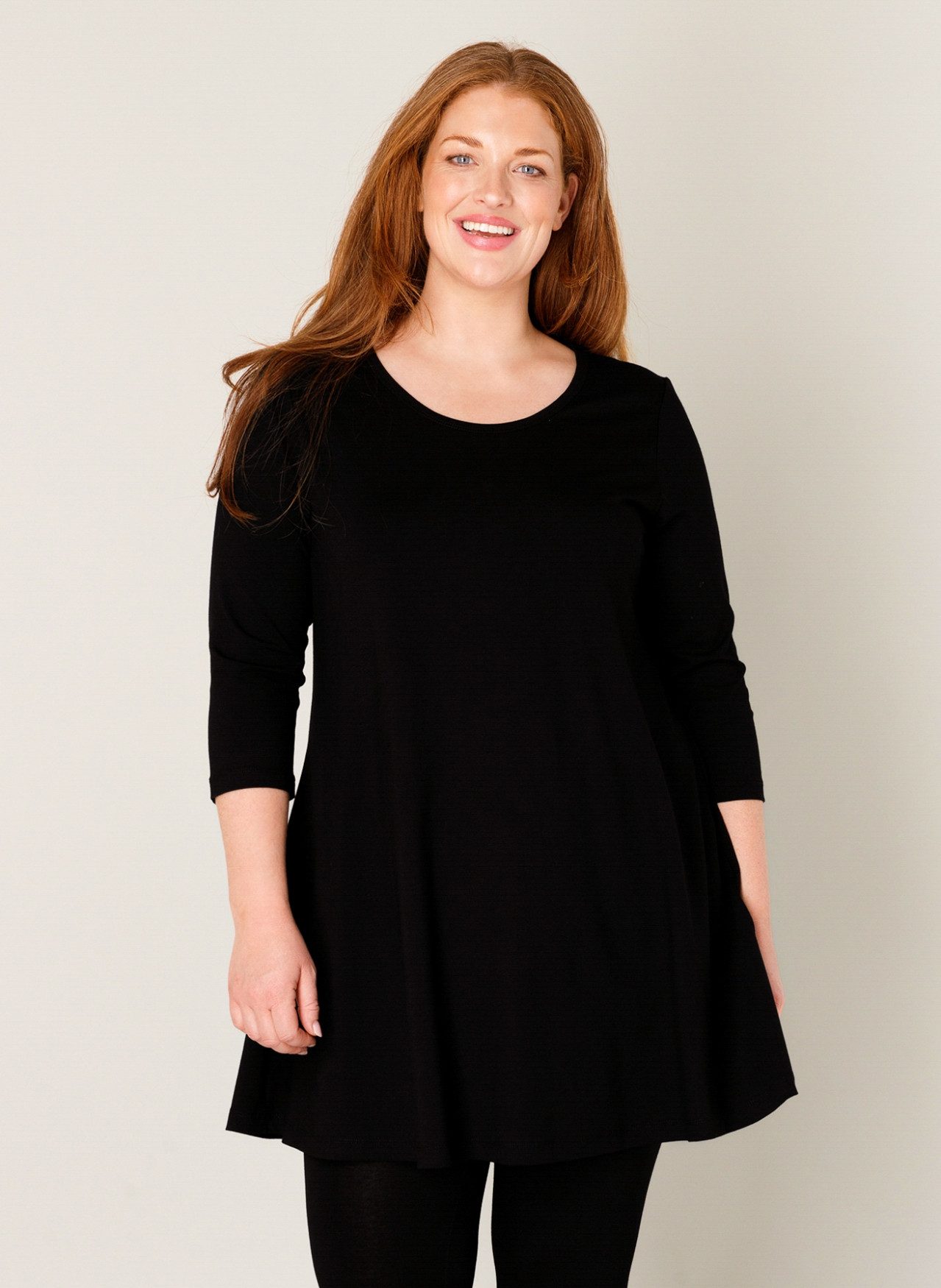 Base Level Curvy Tunikashirt Aria mit Rundhalsausschnitt
