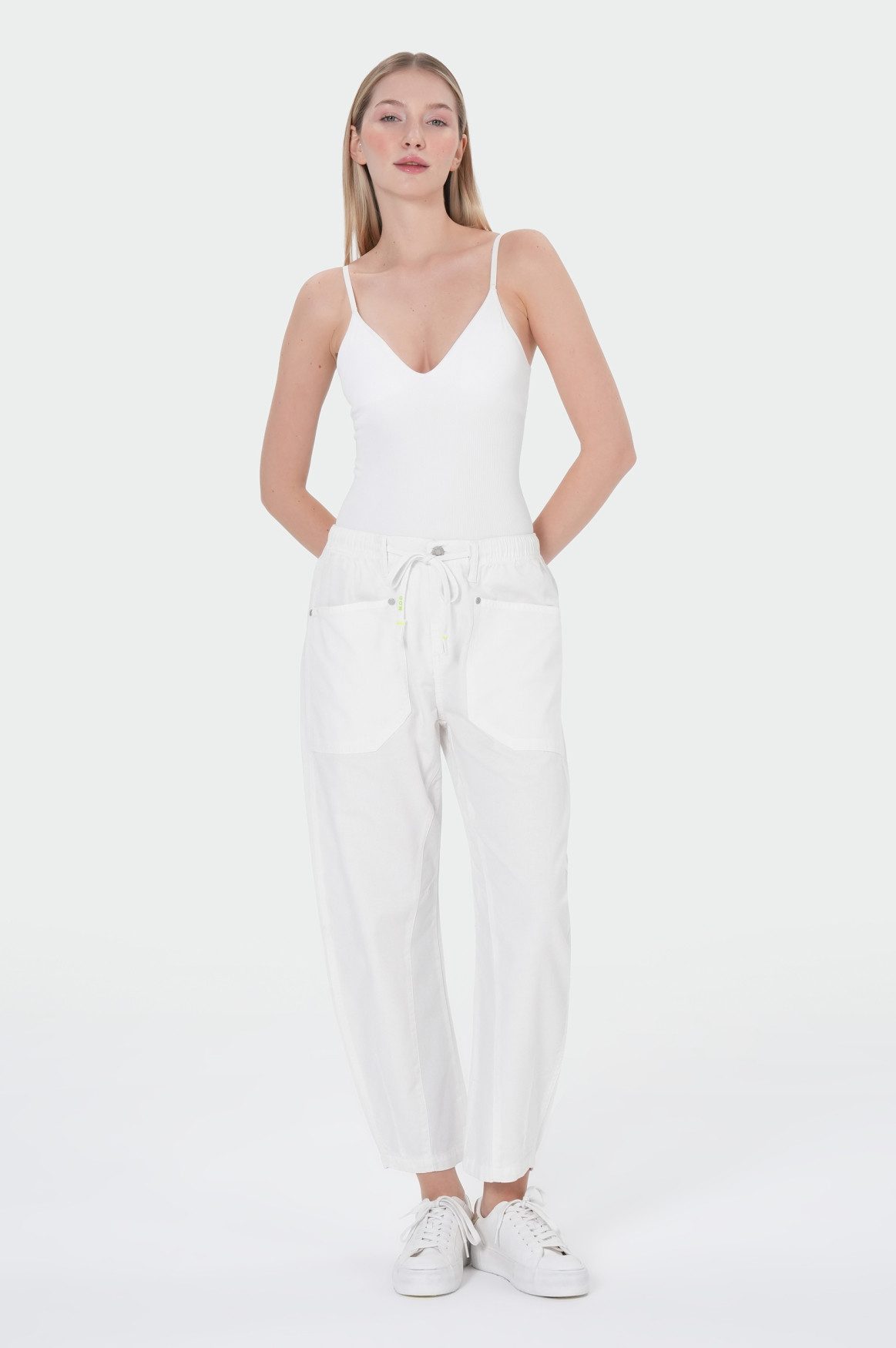 Boyfriend-Hose Chloe Barrel