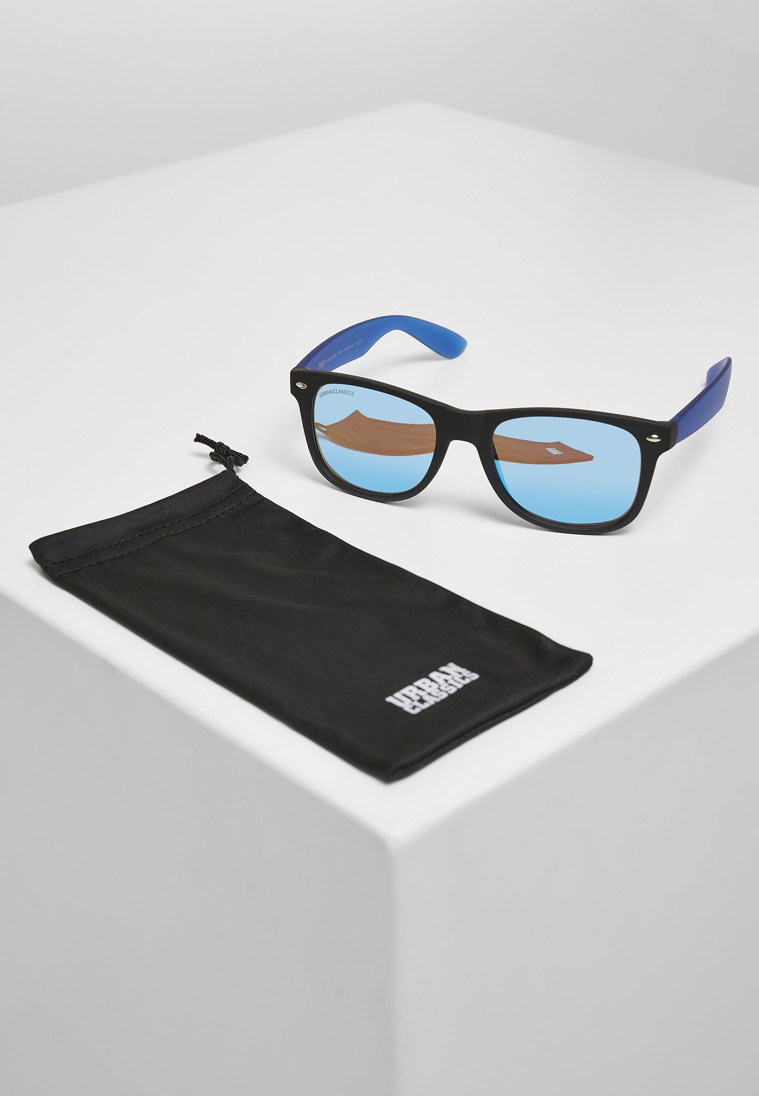 black/blue Sunglasses CLASSICS Mirror Accessoires UC Likoma Sonnenbrille URBAN