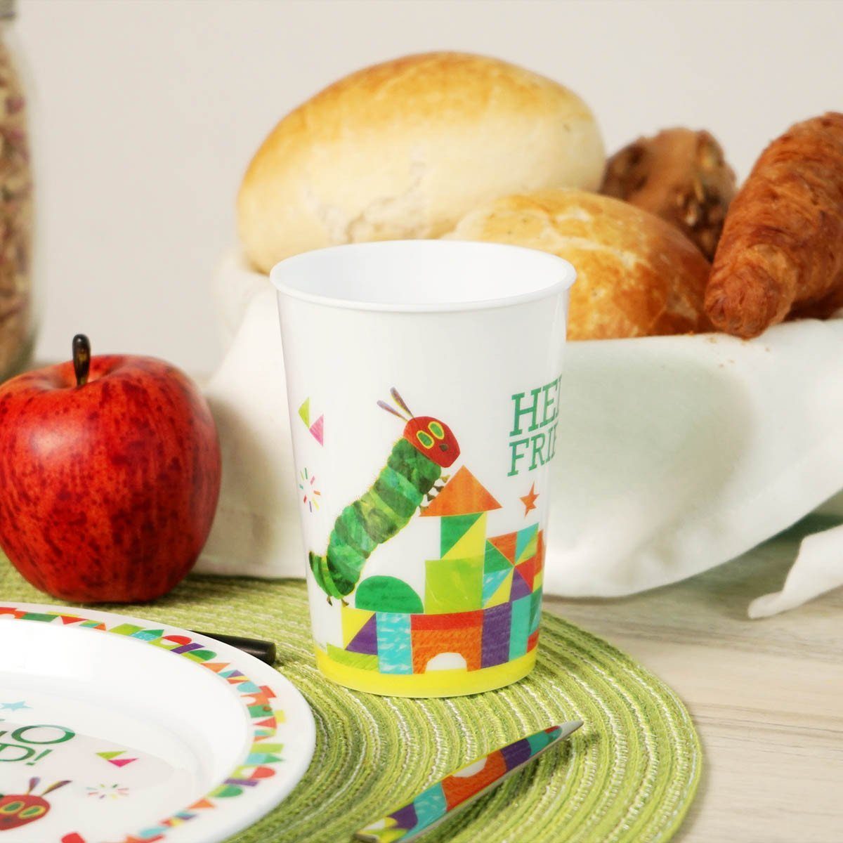 Geda Labels GmbH Kindergeschirr-Set Raupe Nimmersatt Hello Friend 3tlg. (3-tlg), PP, Grün, 21,5x21,5x8,5, spülmaschinengeeignet
