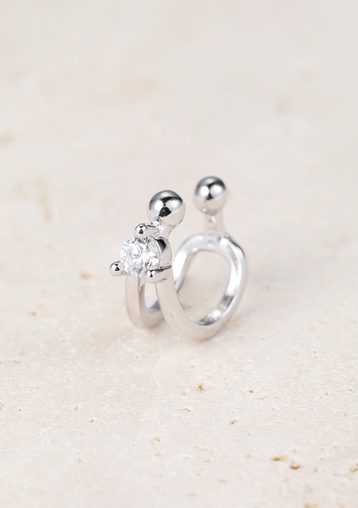 Hey Happiness Ohrklemme Solitär, Ear Cuff mit Kristall, Zarte 925 Silber Ohrmanschette, Ohrklemme Damen