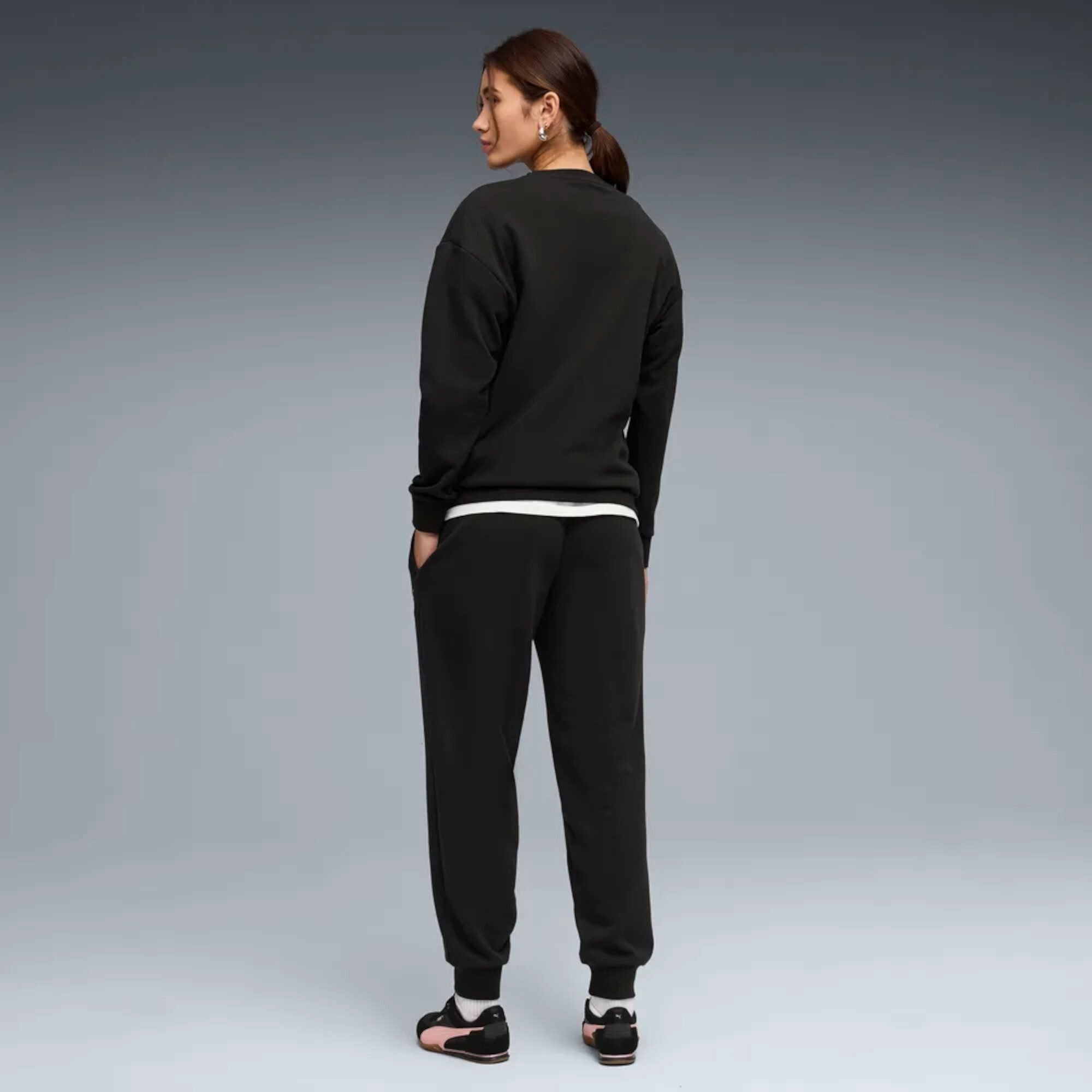 PUMA Trainingsanzug Puma Damen Trainingsanzug Relaxed Sweat Suit TR cl 691900 – Bild 4 von 5