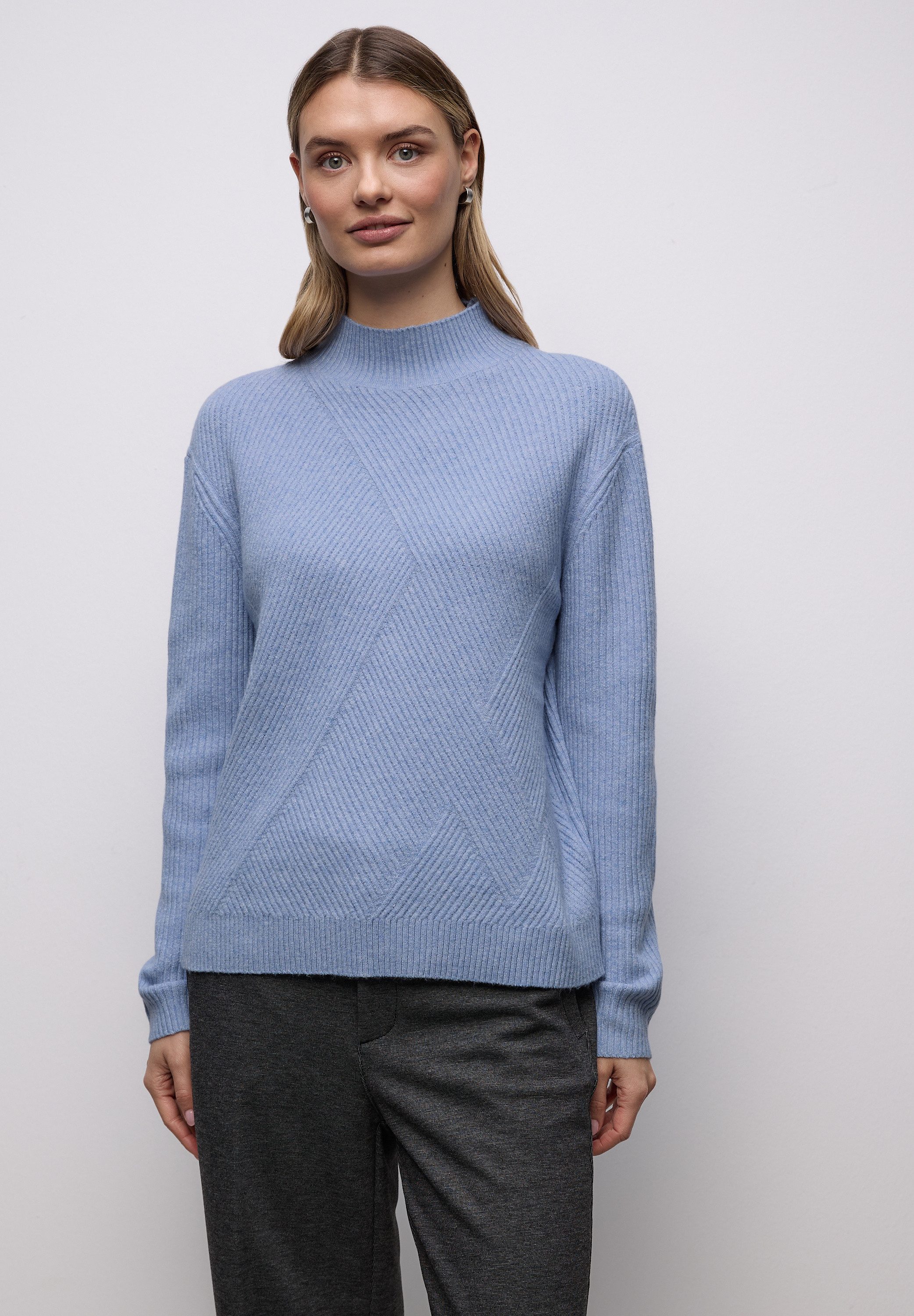 Stehkragenpullover