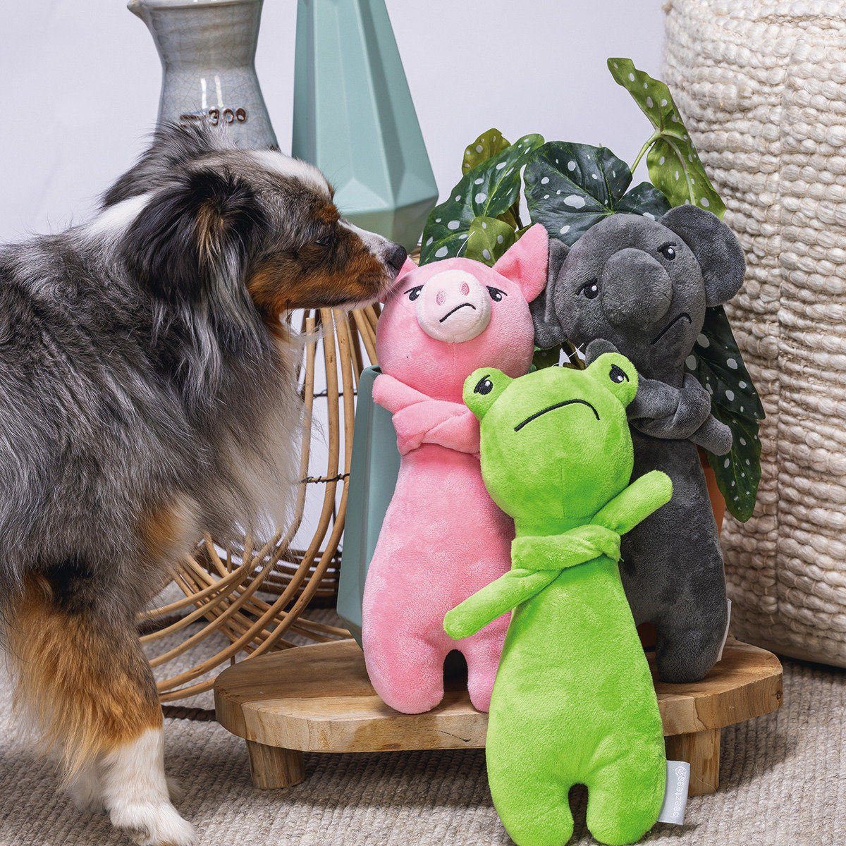 Beeztees Tierkuscheltier Hundespielzeug Grumpy Koala aus Plüsch grau