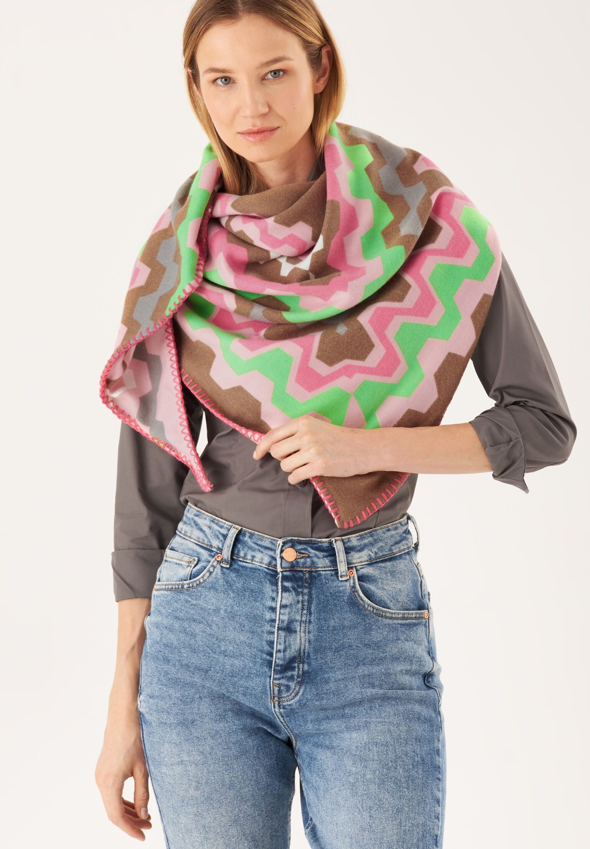 Codello Dreieckstuch, (1-St), mit expressivem Grafik-Muster günstig online kaufen