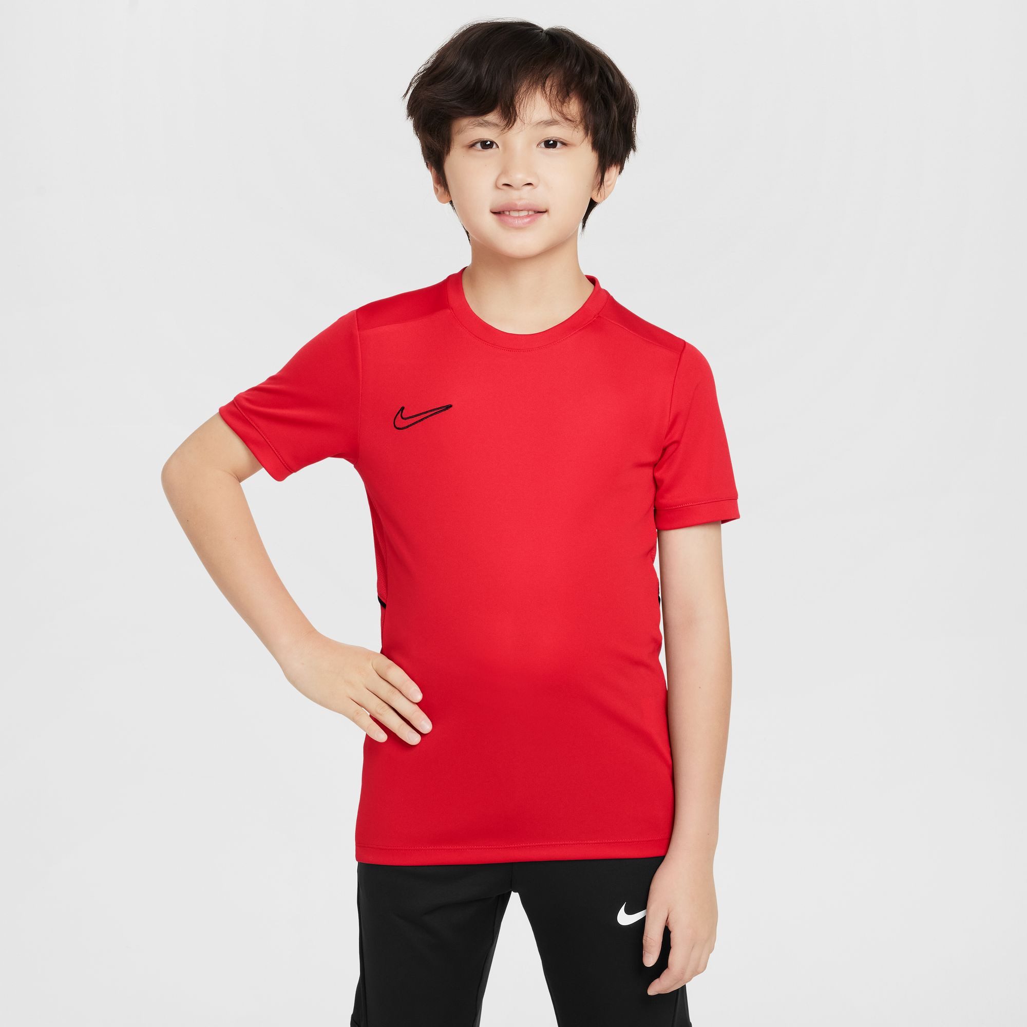 Nike Trainingsshirt Nike Academy Big Kids' Dri-FIT Soccer Top für Jugendliche, sportlicher Stil, atmungsaktiv, schnell trocknend