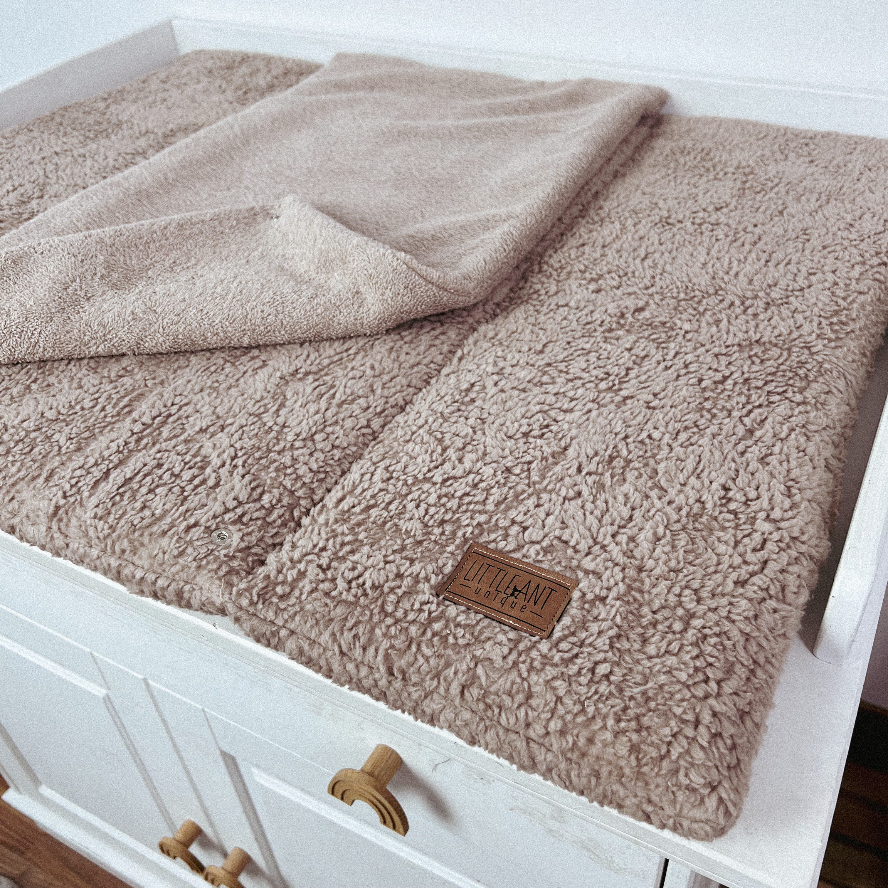 LittleANTunique Wickelauflage Wickeltischauflage Teddy beige, Made in Hambu günstig online kaufen
