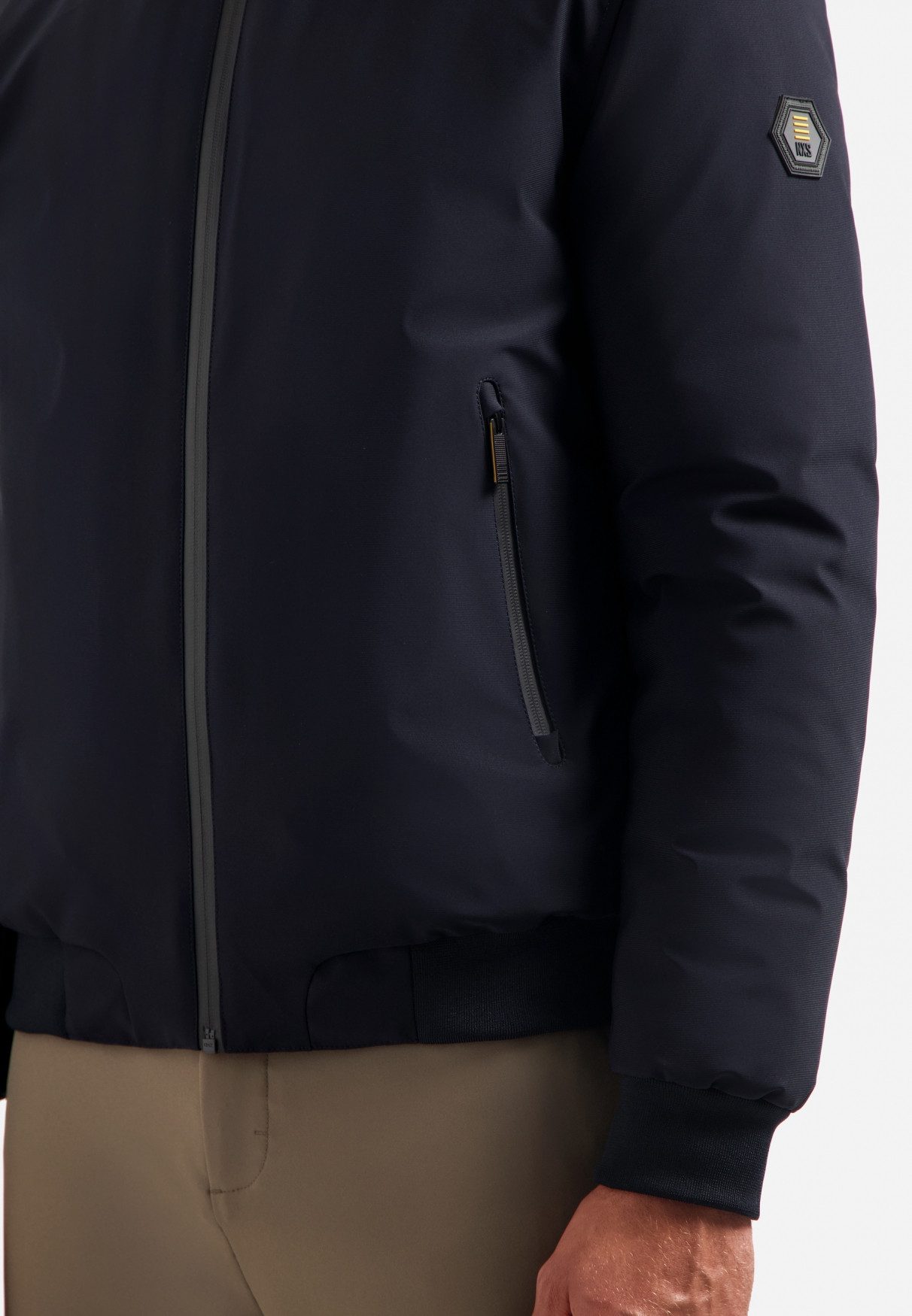 NO EXCESS Steppjacke No Excess Stretchjacke Jacket Short Fit Padded Stretch
