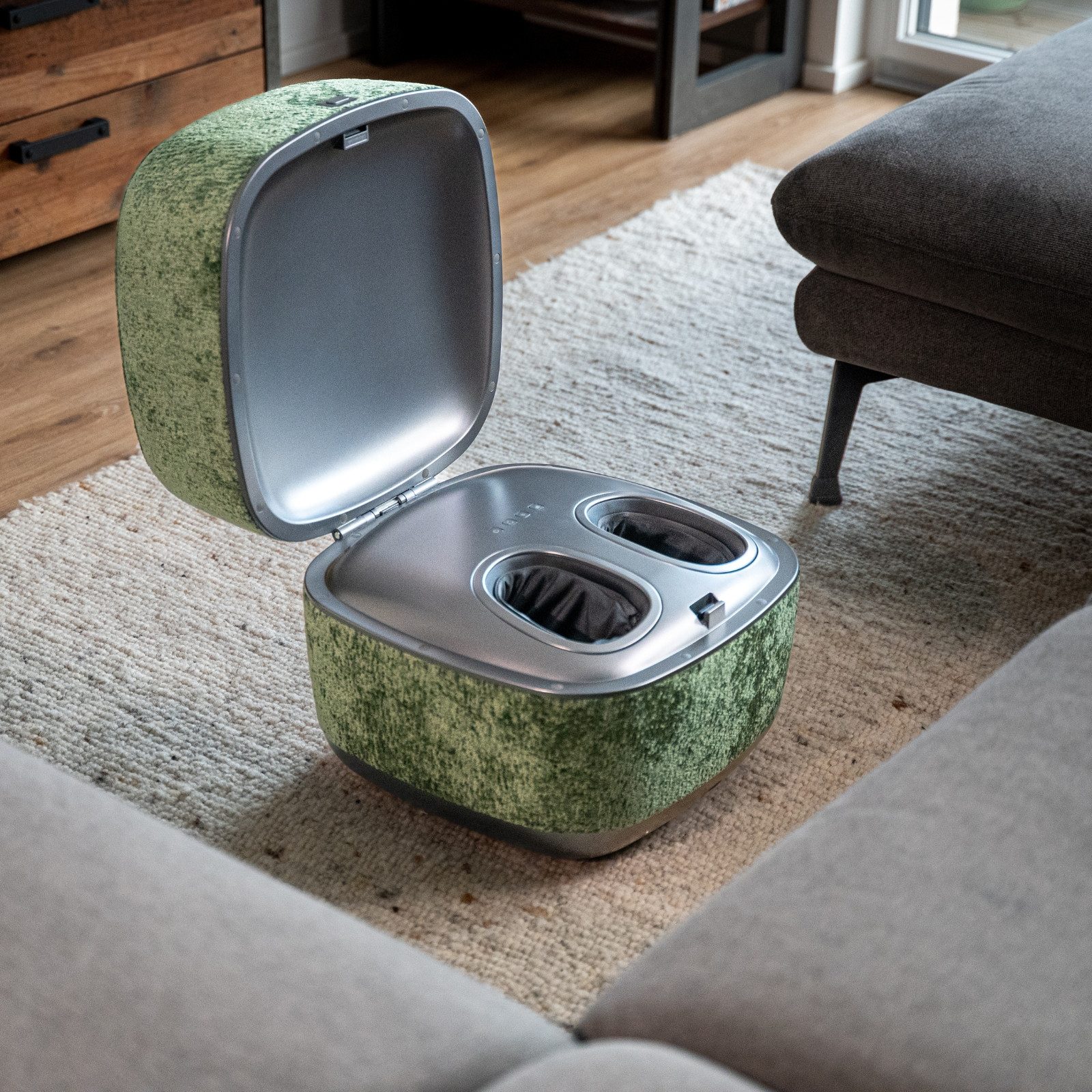 smartEC Shiatsu-Fußmassagegerät THE LOUNGER 2in1 Shiatsu Fußmassage Design-Sitzhocker / Pouf