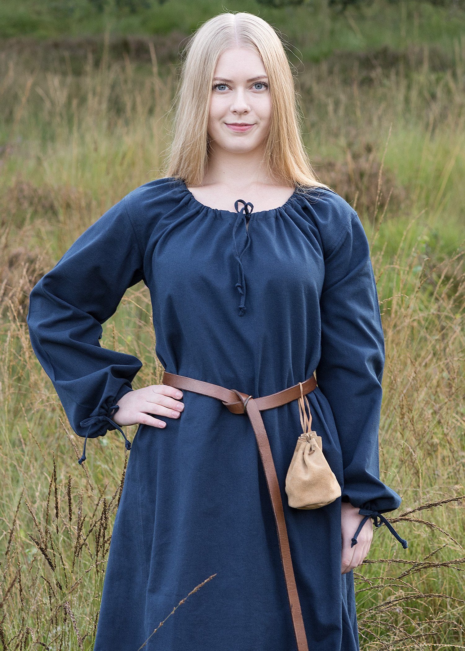 Battle Merchant Ritter-Kostüm Mittelalterkleid, Unterkleid Ana, blau günstig online kaufen