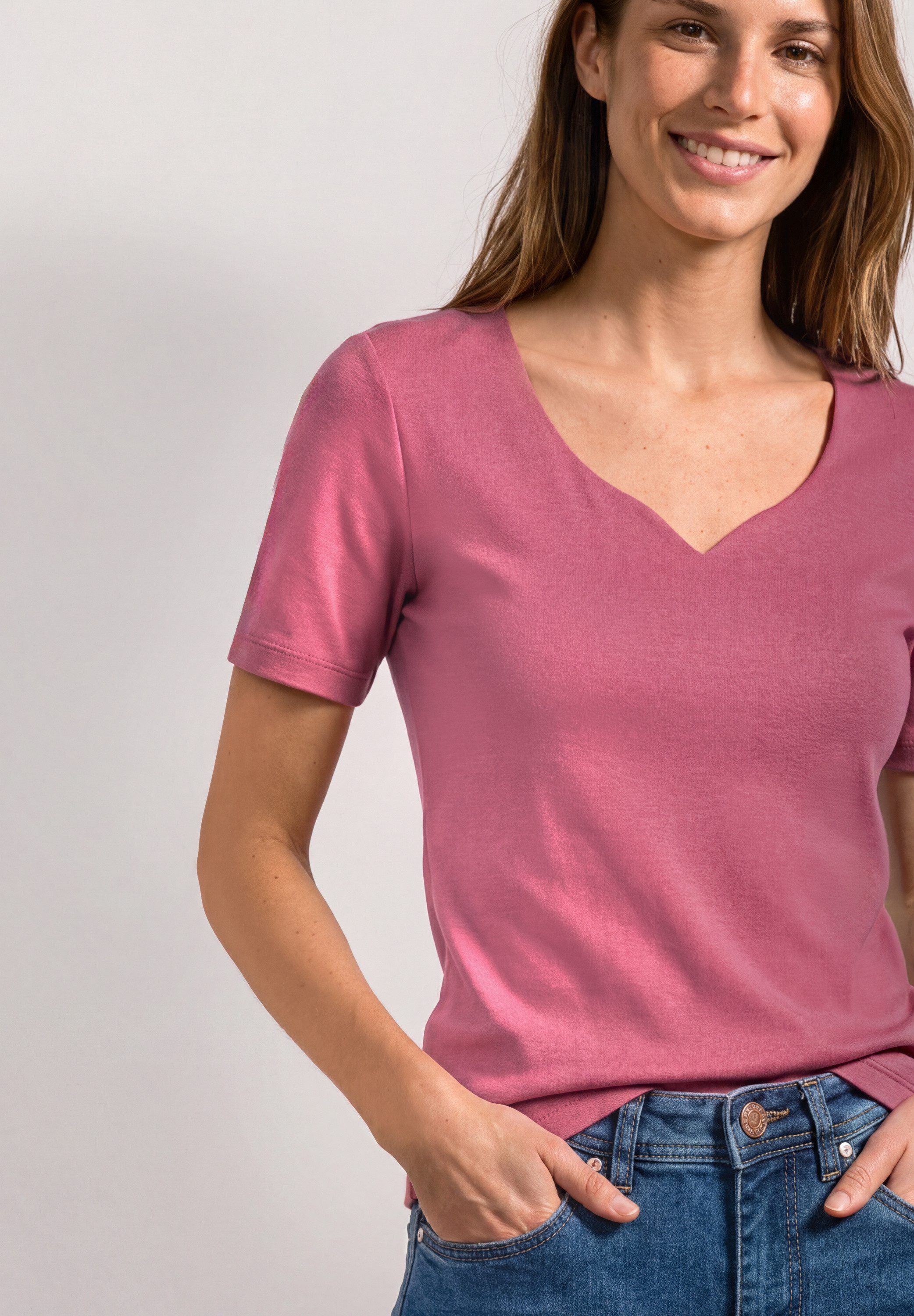 STREET ONE Kurzarmshirt Style Ada Sommershirt mit Herz-Ausschnitt