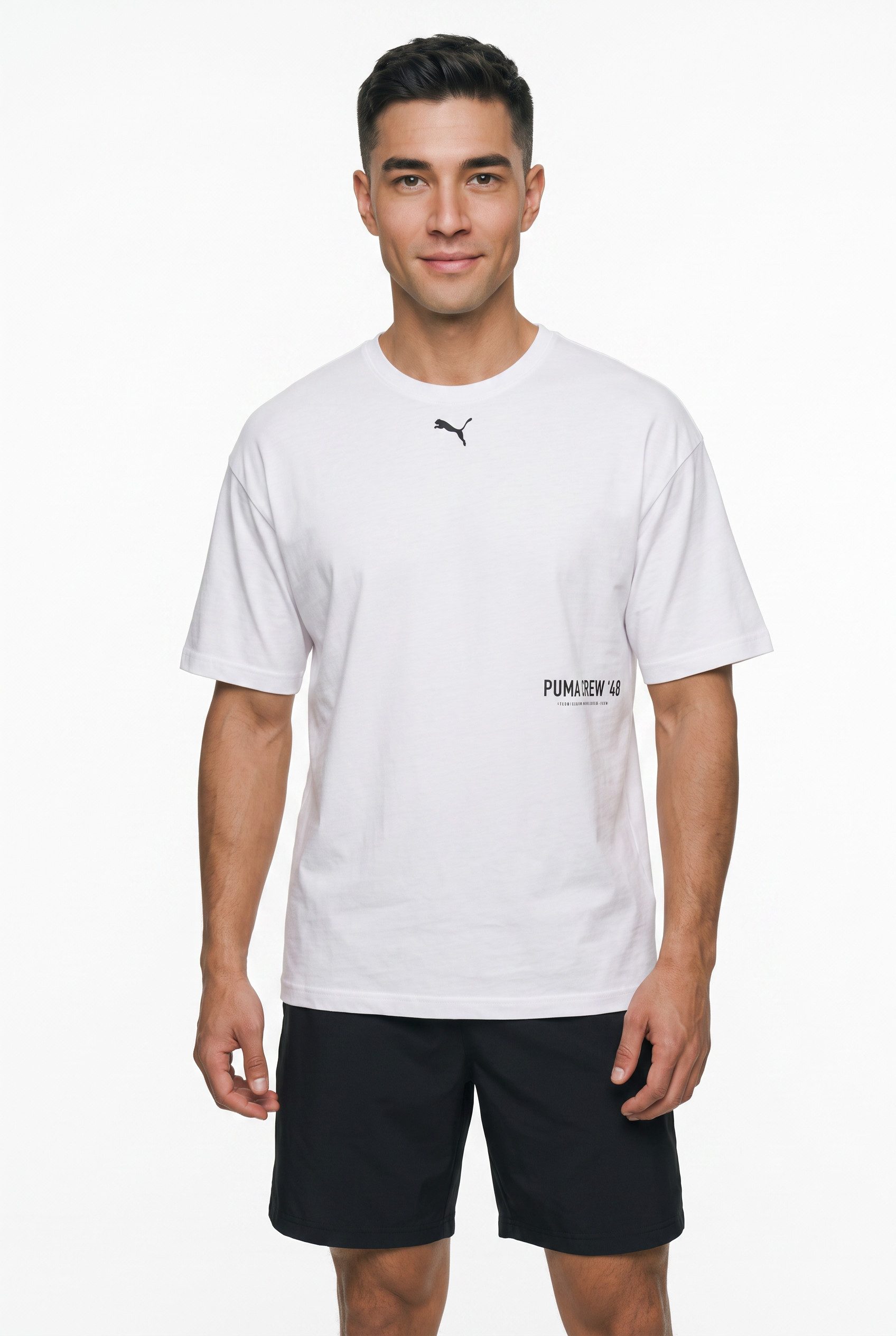 PUMA Trainingsshirt M GRAPHIC OVERSIZE TEE Kurzarm-Design, sportlicher Stil, atmungsaktiv, schnell trocknend