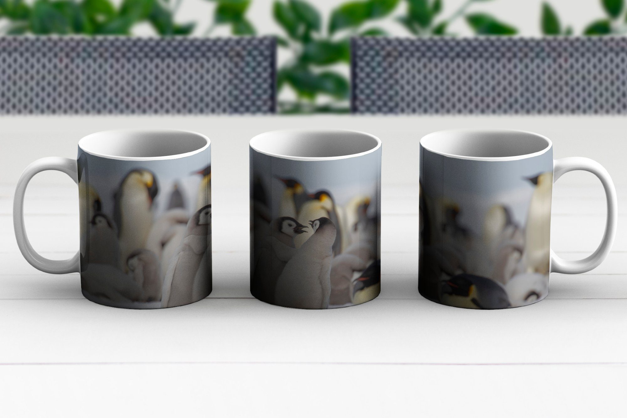 MuchoWow Tasse Becher, Teetasse, Geschenk Pinguine - Schnee - Kaffeetassen, Tiere, Teetasse, Keramik