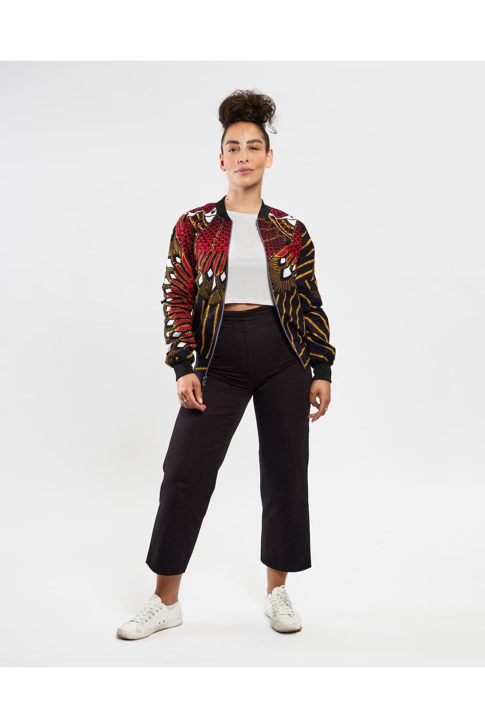 mikono Bomberjacke Kitenge - Lulu - Unisex Handgefertigt · 100 % Baumwolle (Kitenge) · Unikat – Bild 2 von 5