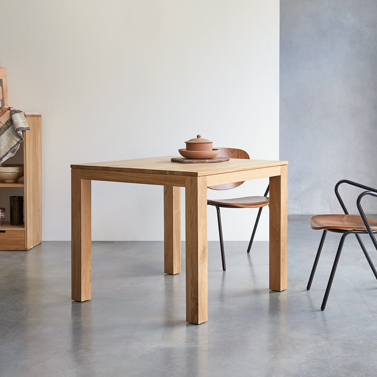 Esstisch Tisch Eden aus massivem Eichenholz 90x90