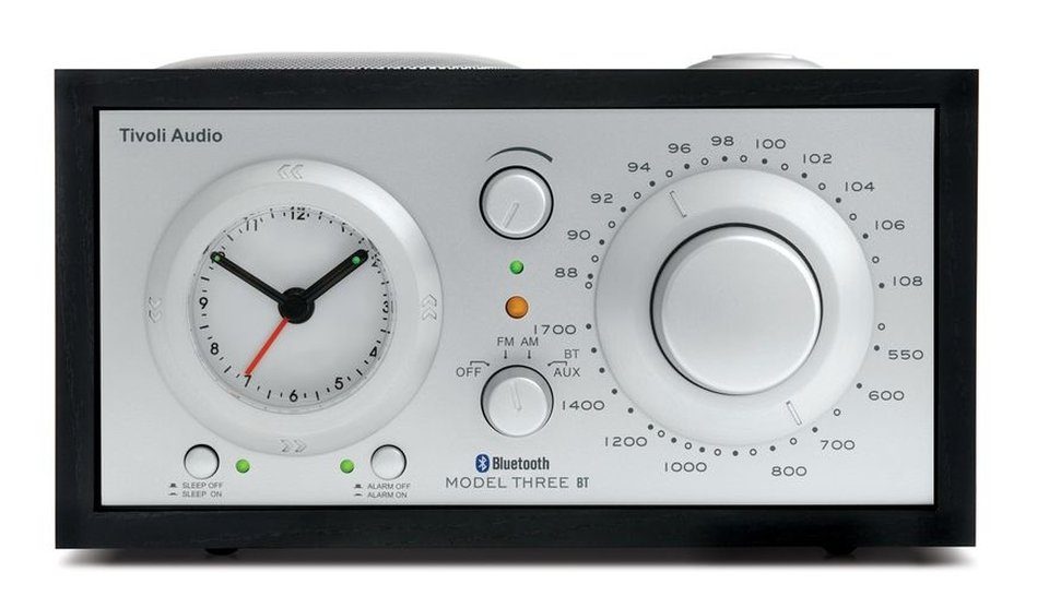 Tivoli Audio Radiowecker Model Three BT Schwarz/silber