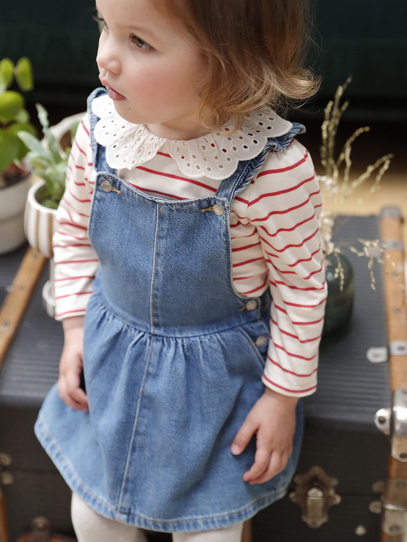 vertbaudet Latzkleid Baby Jeans-Latzkleid – Bild 5 von 5