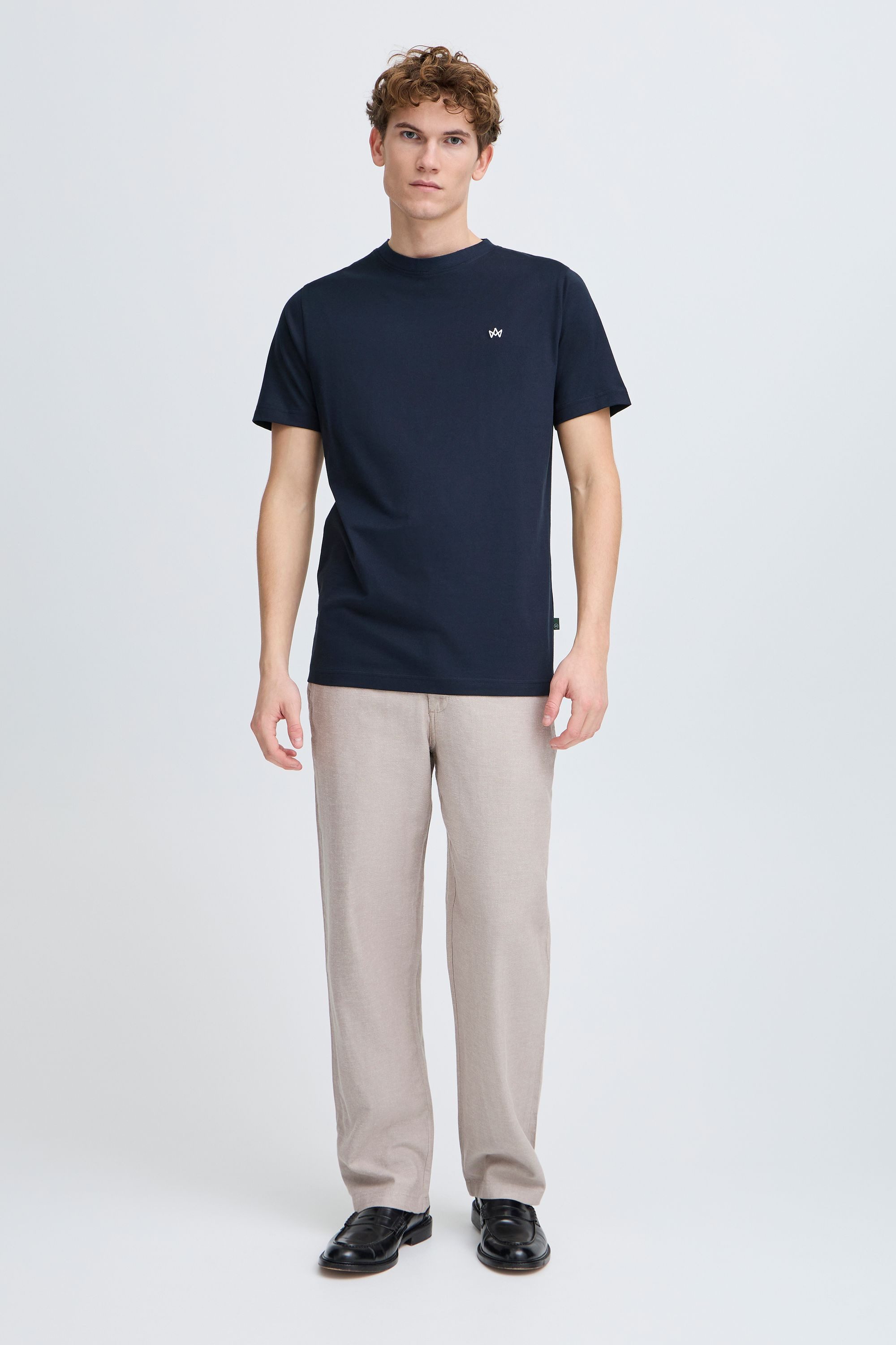 Kronstadt Rundhalsshirt KSMccarty Basic T-shirt mit Stickerei