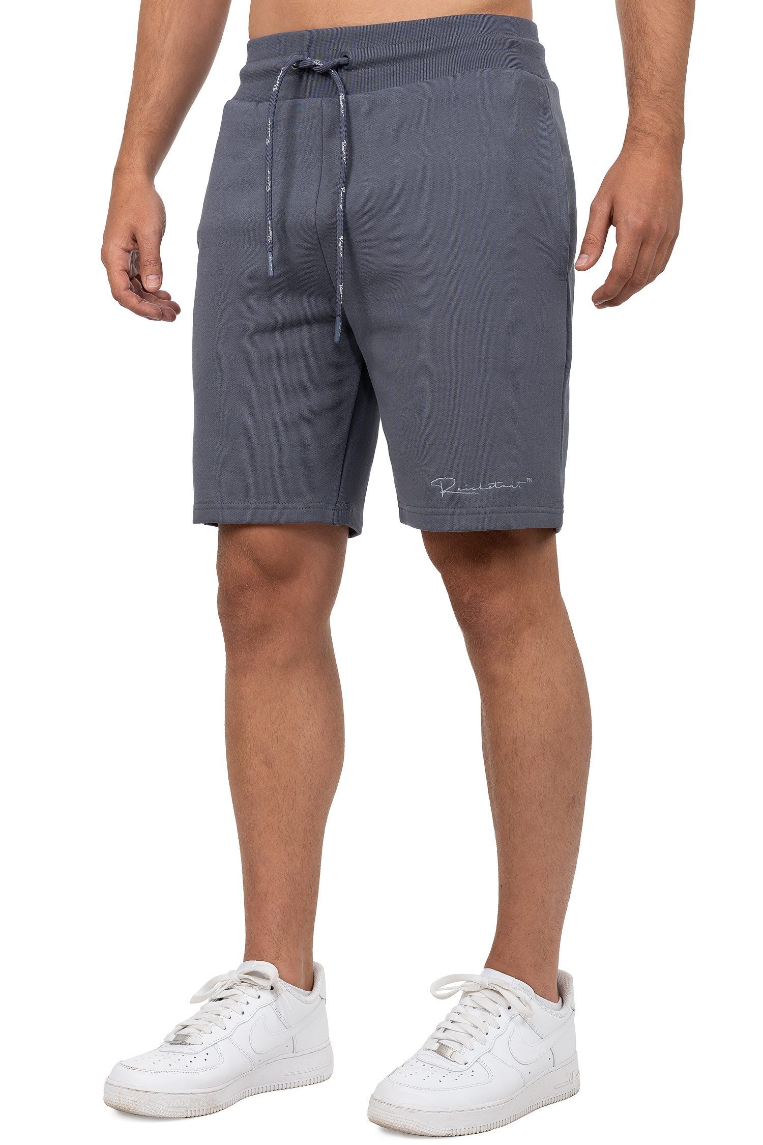 Reichstadt Shorts Basic Casual Kurze Hose günstig online kaufen