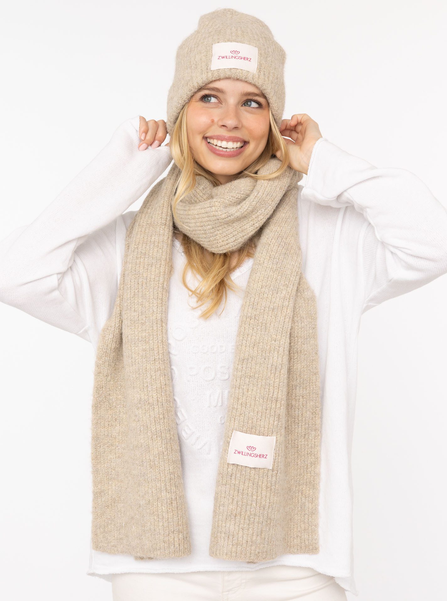 Zwillingsherz Strickschal "Zwillingsherz Patch", gerippt, mit Wolle und Pat günstig online kaufen