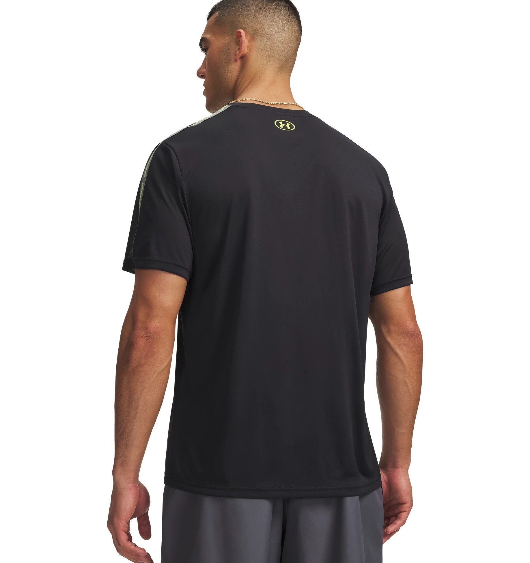 Under Armour® Trainingsshirt UA TECH TAPING SS schnell trocknendes Polyester, atmungsaktives Material