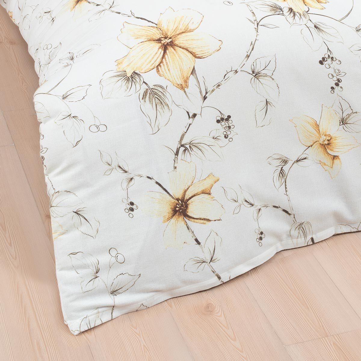 TRAUMSCHLAF Bettwäsche Scarlett, Flanell, 3 teilig, flauschig weiches, florales Design