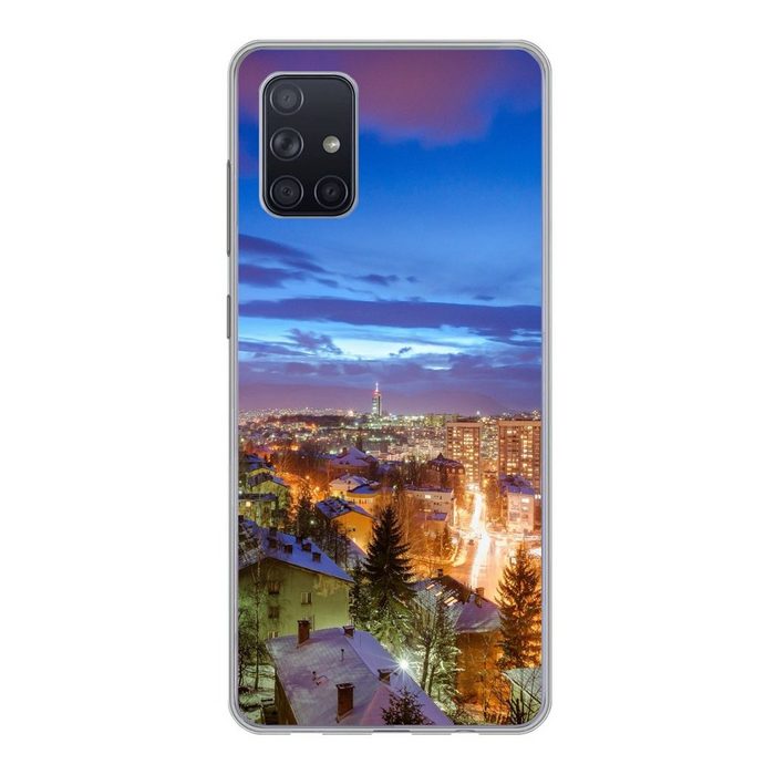 MuchoWow Handyhülle Dunkelblauer Himmel über der Skyline von Sarajevo in Bosnien und Handyhülle Samsung Galaxy A51 5G Smartphone-Bumper Print Handy