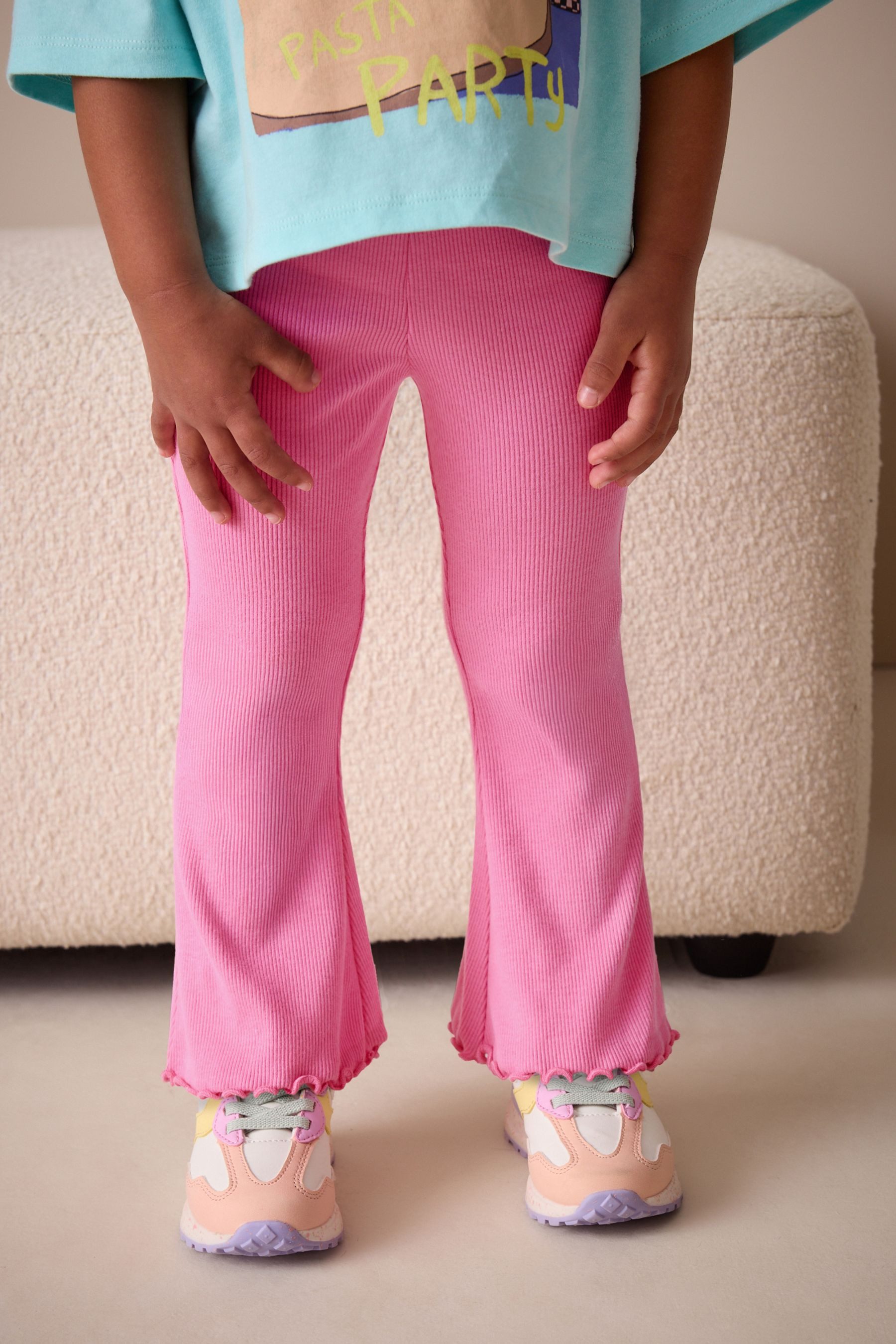 Next Leggings Gerippte Leggings mit Schlag (1-tlg)