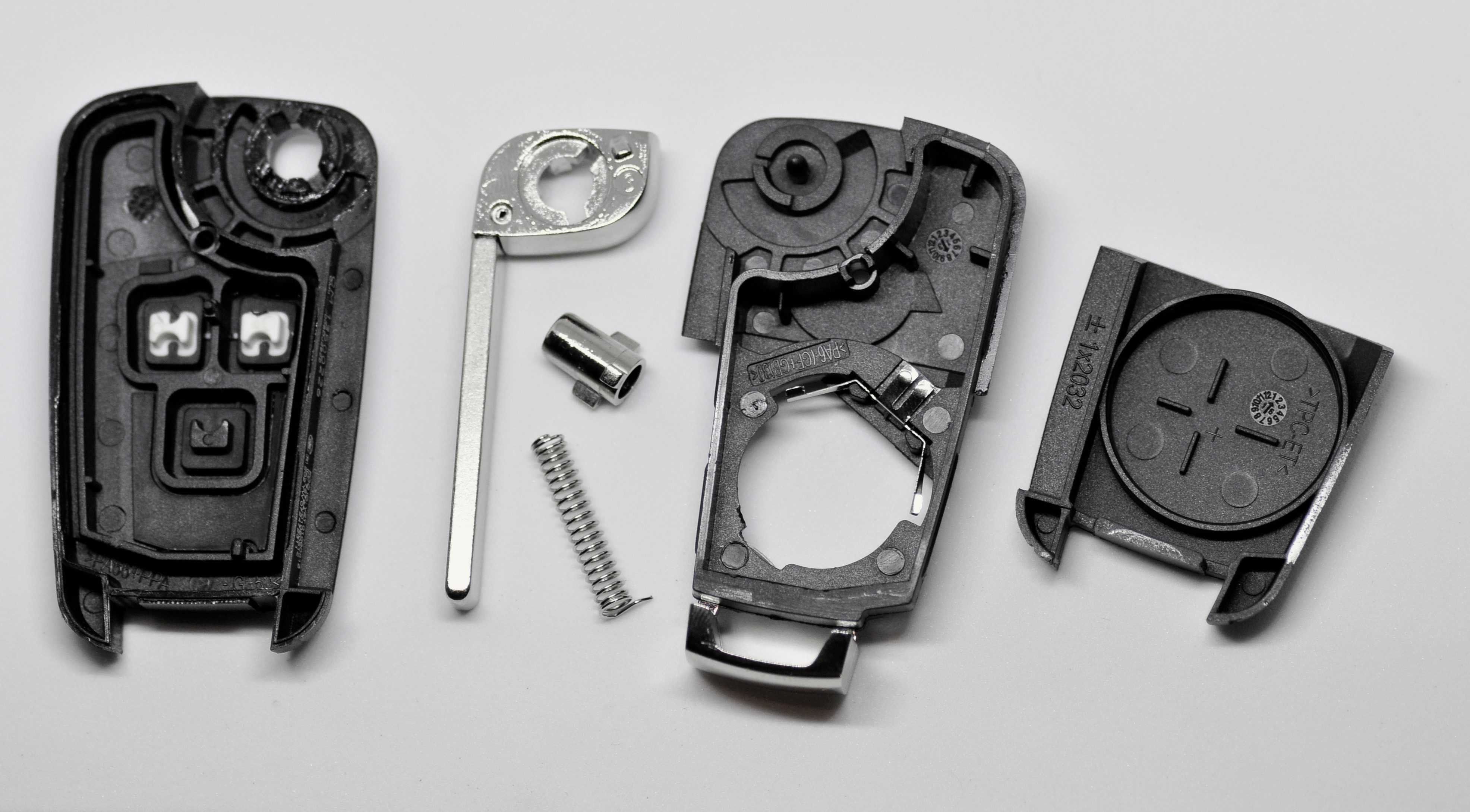 mt-key Klapp Schlüssel Reparatur Gehäuse 2 Tasten + Rohling + 1x CR2032 Knopfzelle, CR2032 (3 V), für OPEL Astra J Corsa E Mokka Zafira C Funk Fernbedienung