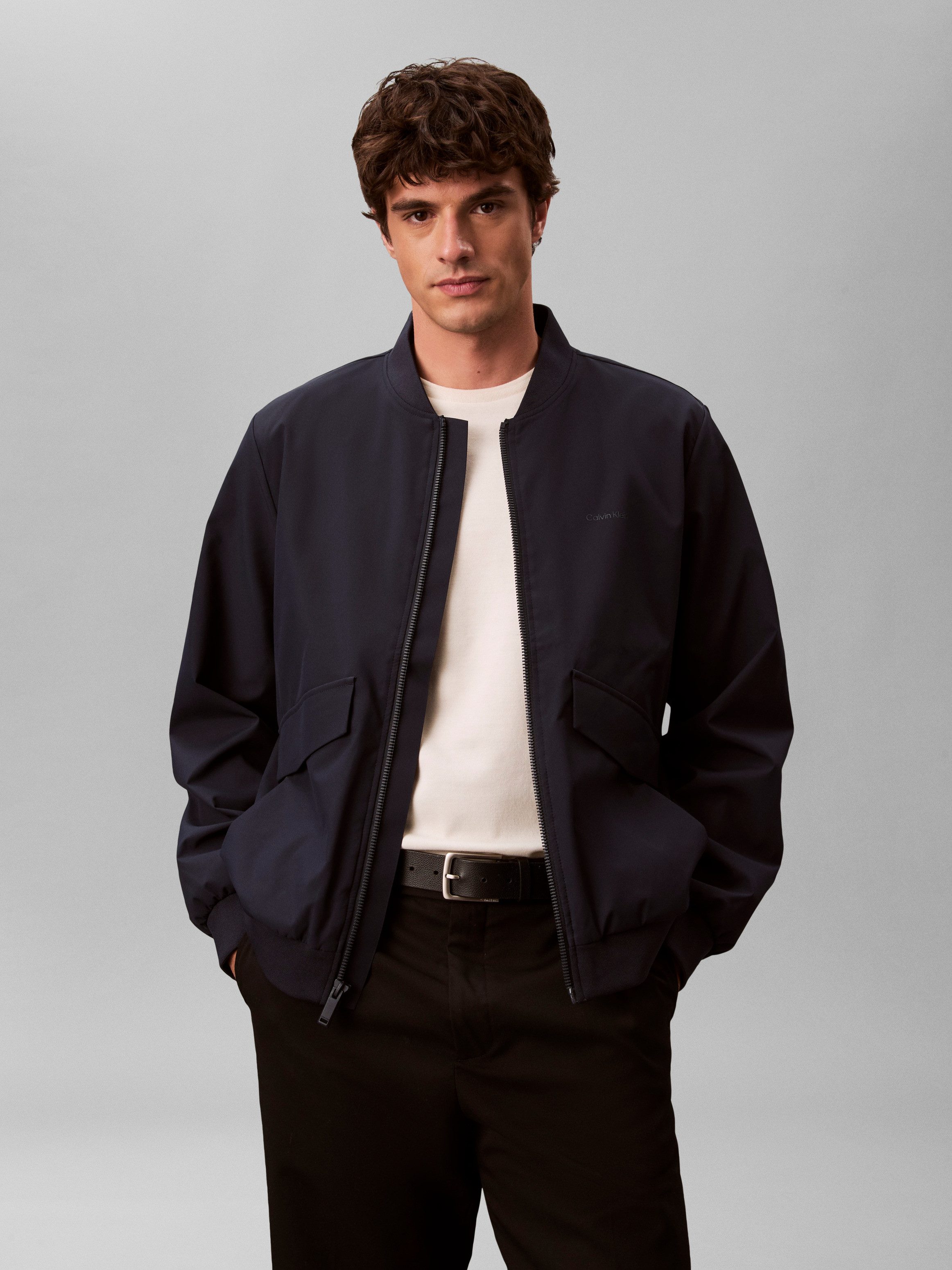 Calvin Klein Bomberjacke LS SOFT TECH BOMBER JACKET Regular fit mit Stehkragen