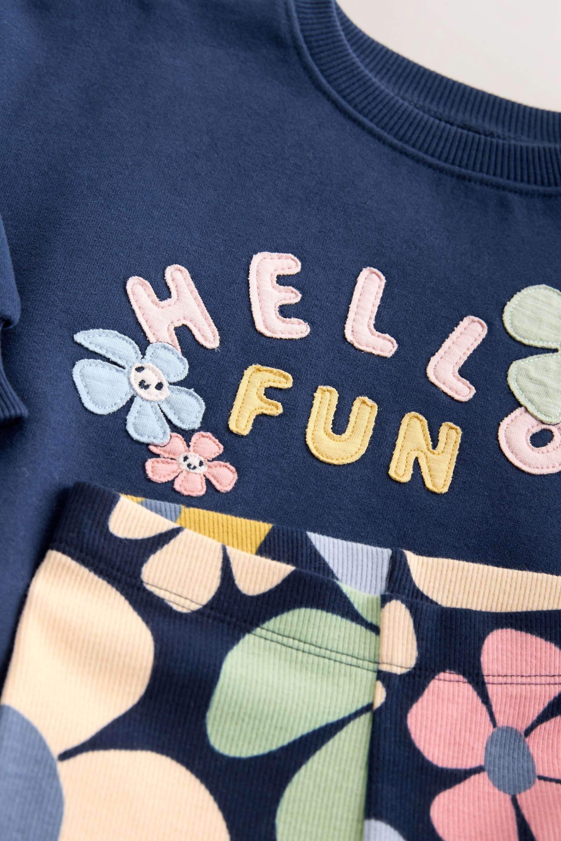 Next Top & Leggings Sweatshirt und Leggings im Set (2-tlg)