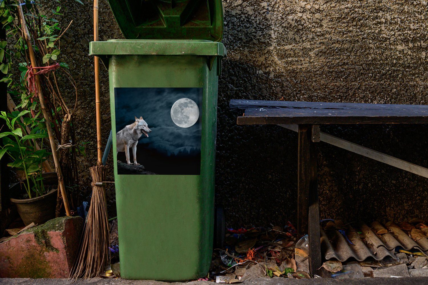 MuchoWow Wandsticker - - - Mond (1 Container, St), Abfalbehälter Nacht Mülltonne, Mülleimer-aufkleber, - Porträt Wolf Tiere Sticker