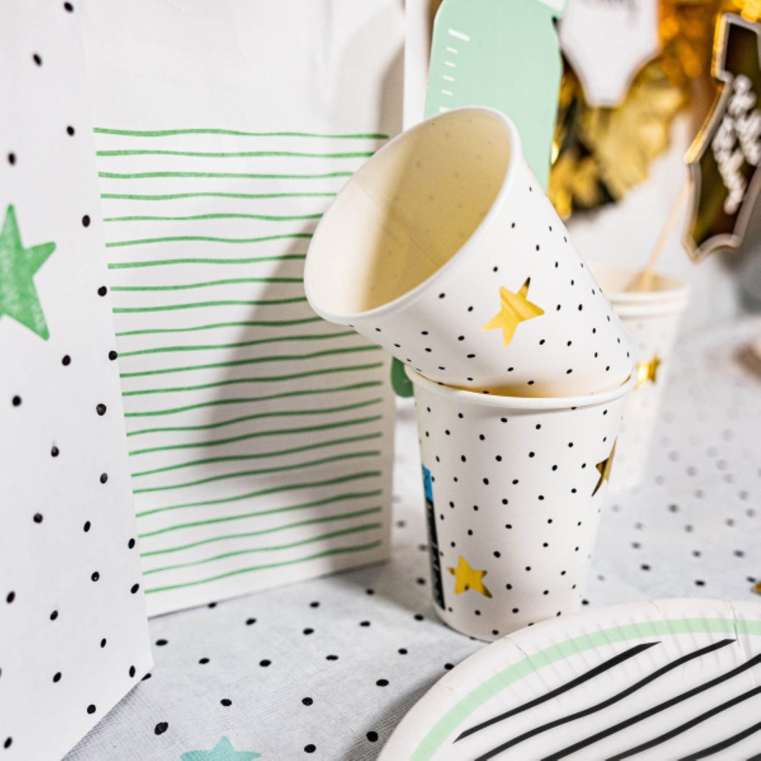 Amscan Hängedekoration 'Hello Baby' Girlande Weiß Gold, 160 cm günstig online kaufen