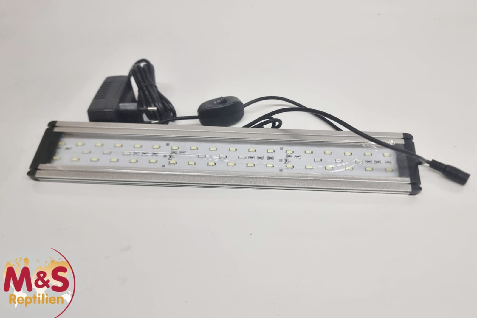 M&S Reptilien Terrarienleuchte X-Reptile LED TerraStrip Superflat 14 Watt (ca. 40 cm)