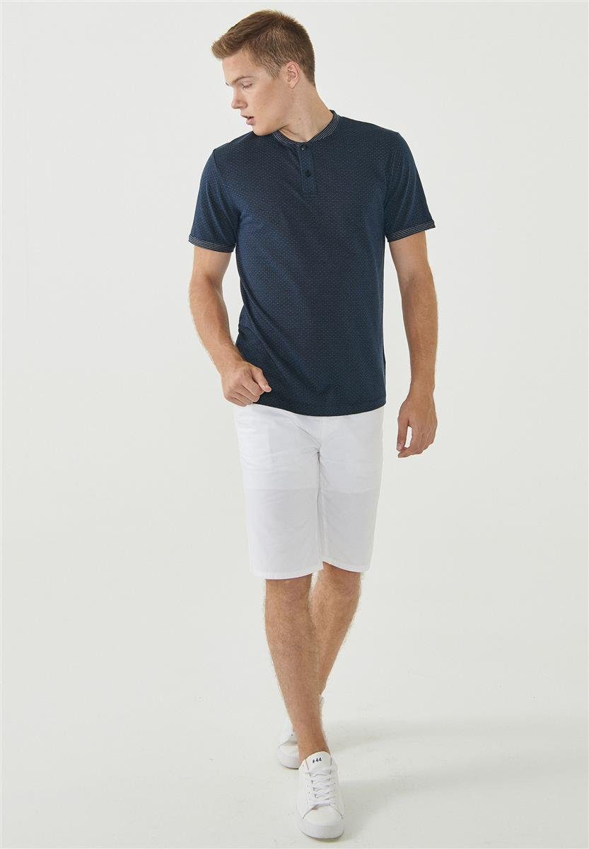 ORGANICATION Shirt & Hose Men's Henley T-Shirt