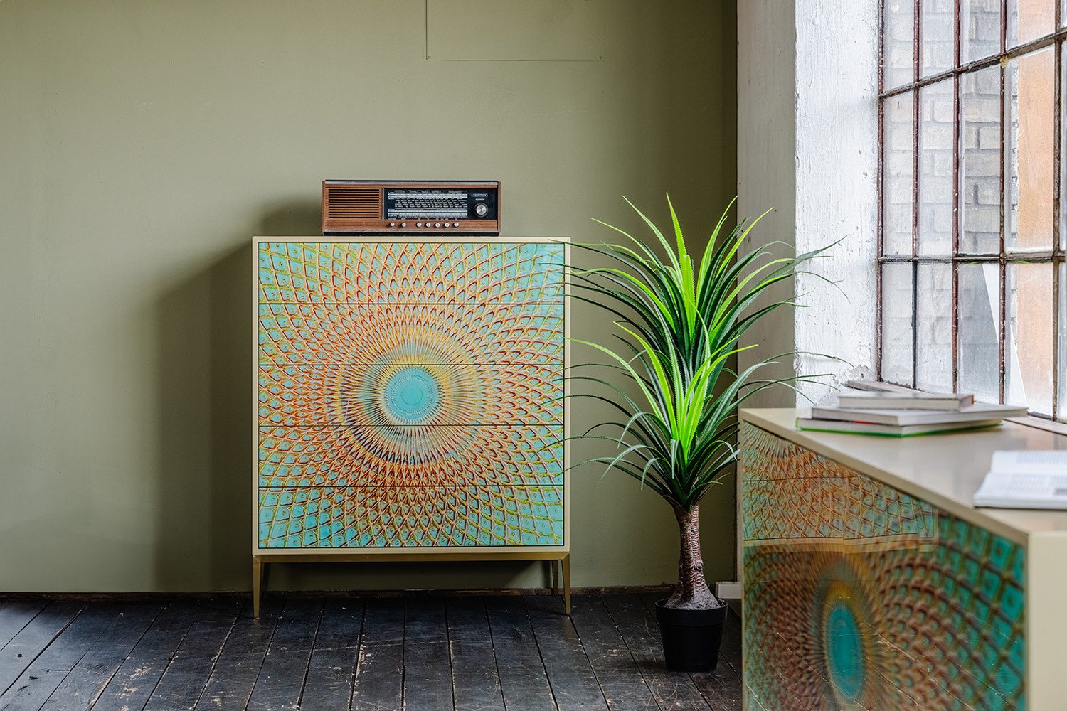 KAWOLA Highboard, 5 Schubladen Glas grün/gold 100/120/40 cm (B/H/T)