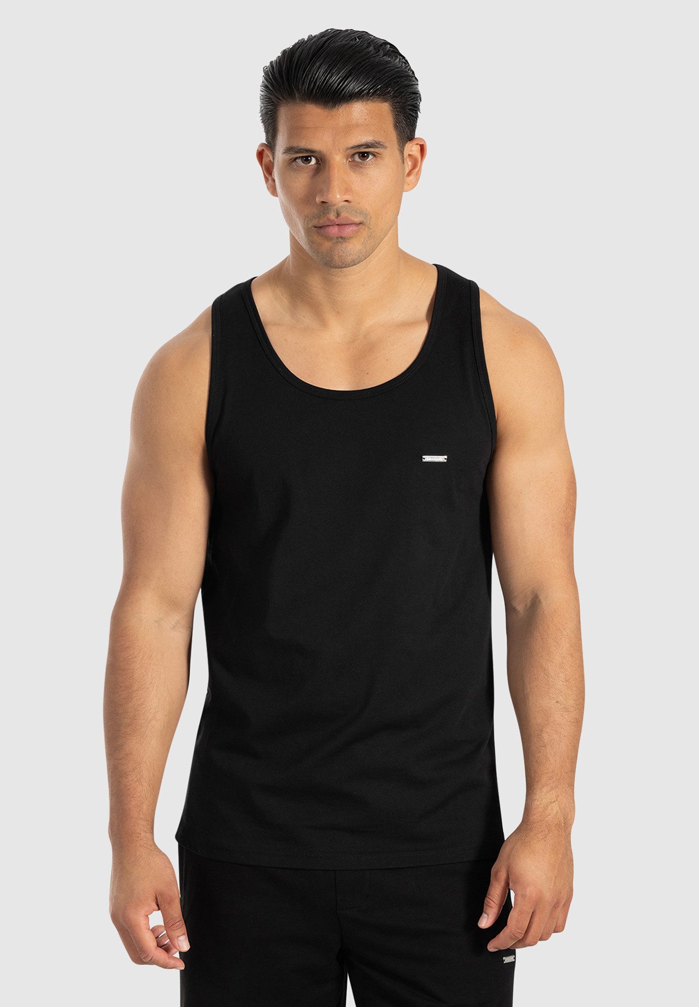 Smilodox Tanktop Arian, ärmelloses Muskelshirt mit Rundhals & Metall-Logo, günstig online kaufen