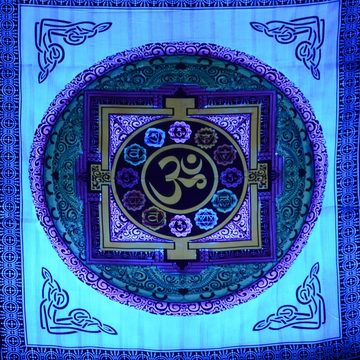 Wandteppich Kunst&Magie Wandbehang Mandala Om UV-Aktives Dekotuch ca 230x200 cm, KUNST UND MAGIE