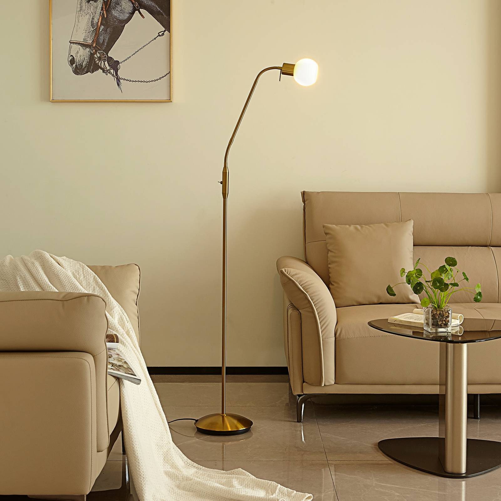 Lindby Stehlampe Elaina, Metall, Gold / Messing IP20, 1 x 10 W LED