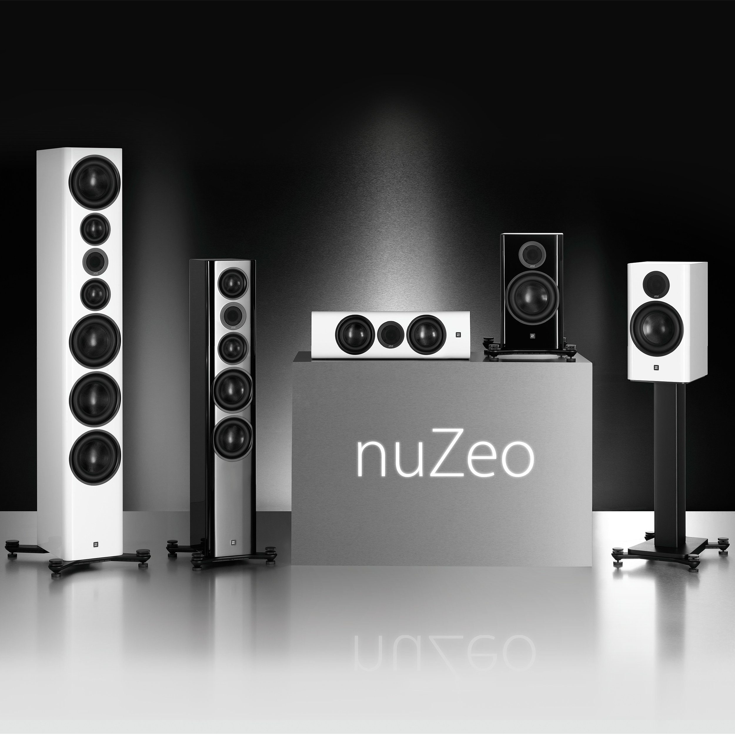 nuZeo Pianolack X-Remote, (300 Nubert Nubert 6c Center-Lautsprecher W, Weiß X-Room Calibration)